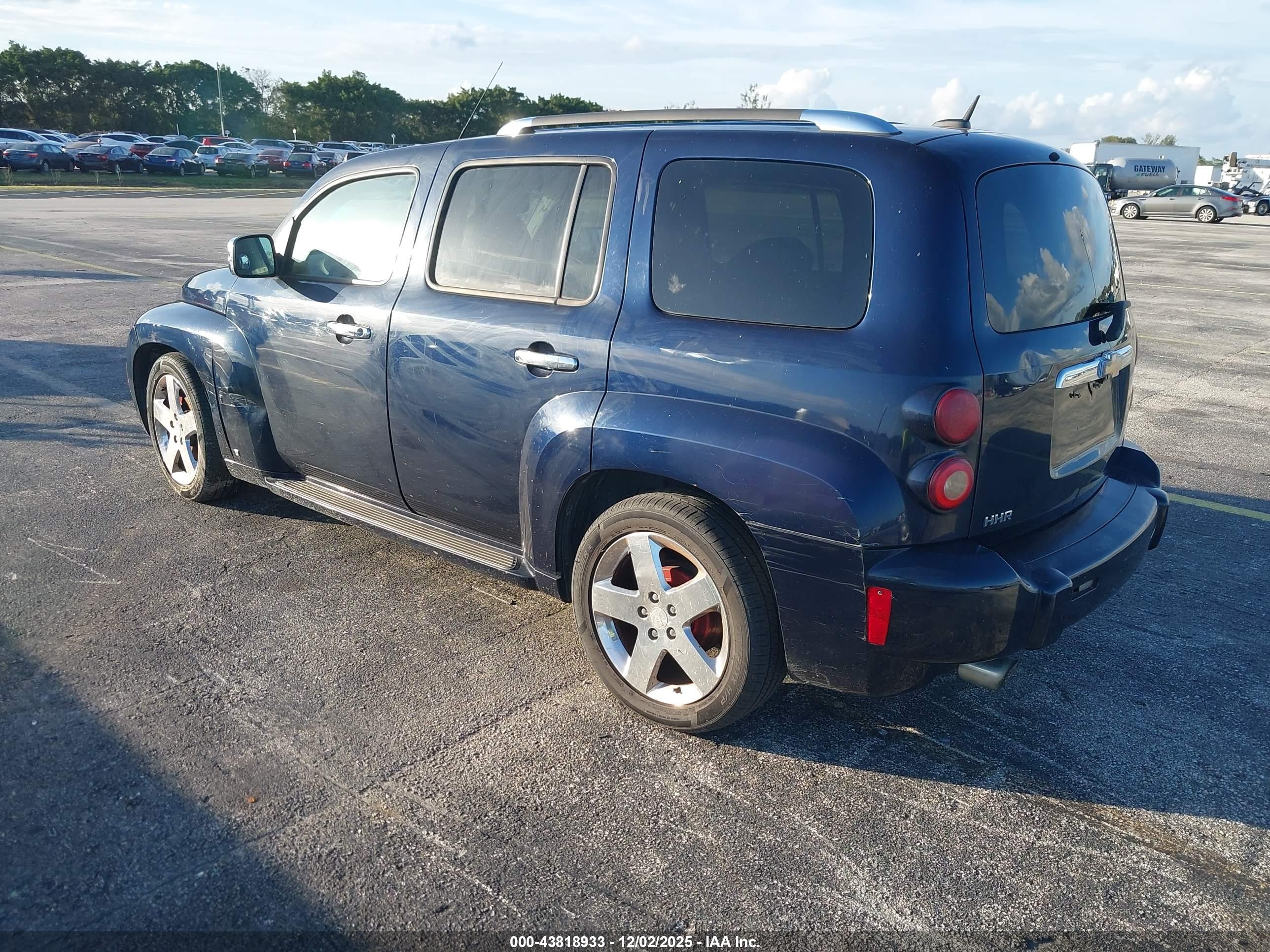 CHEVROLET HHR image 3