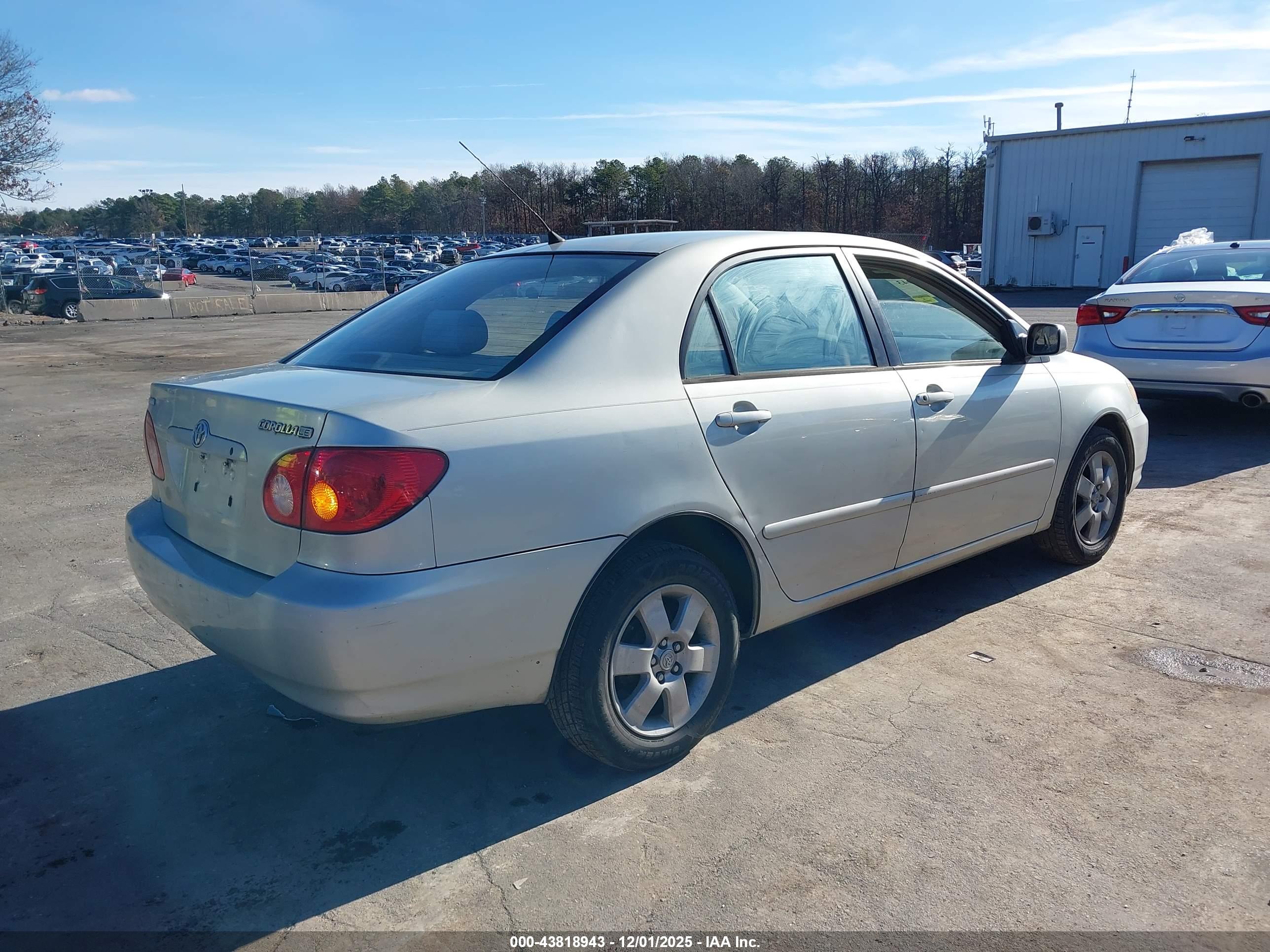 TOYOTA COROLLA image 4