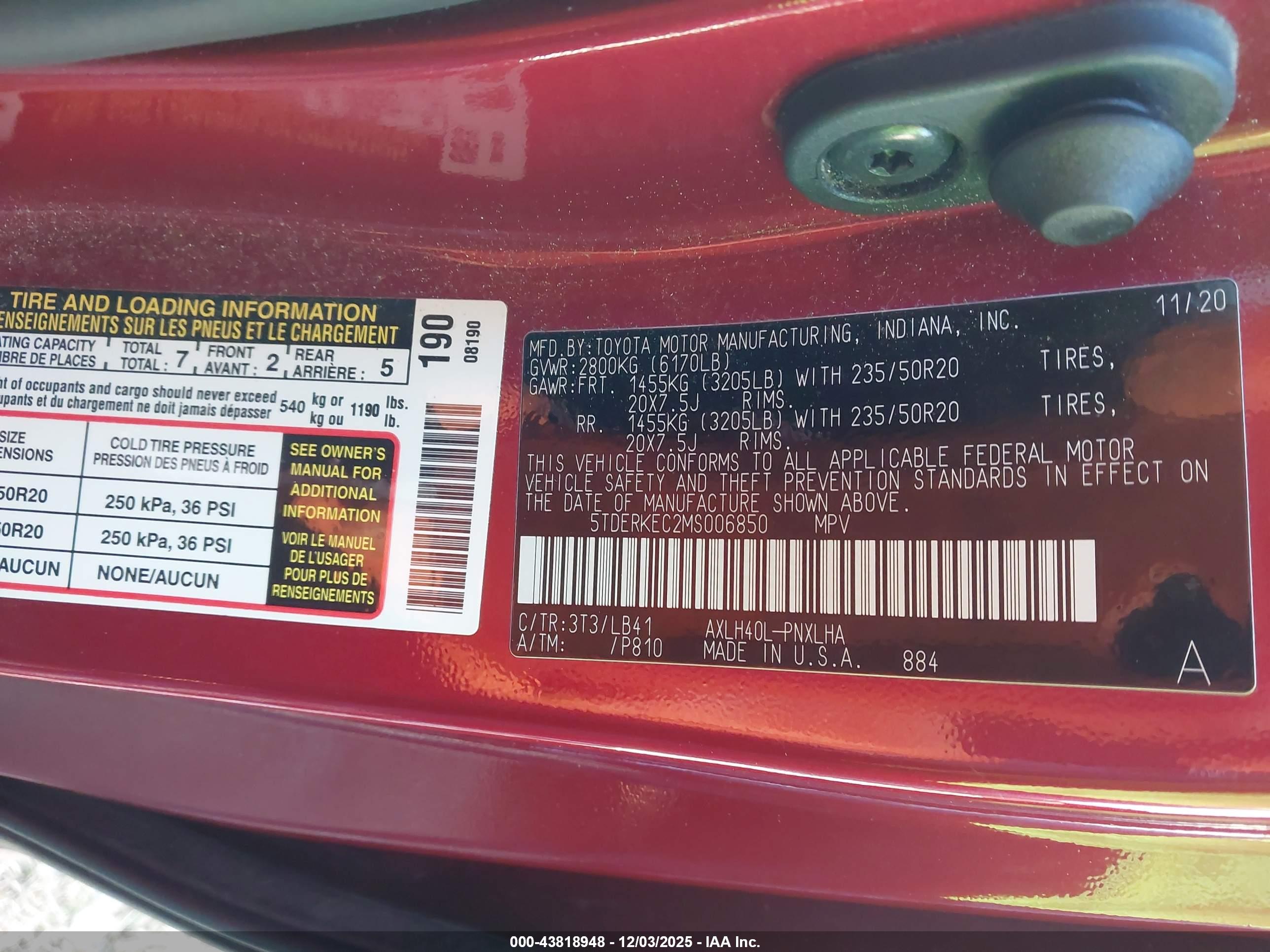 TOYOTA SIENNA image 9