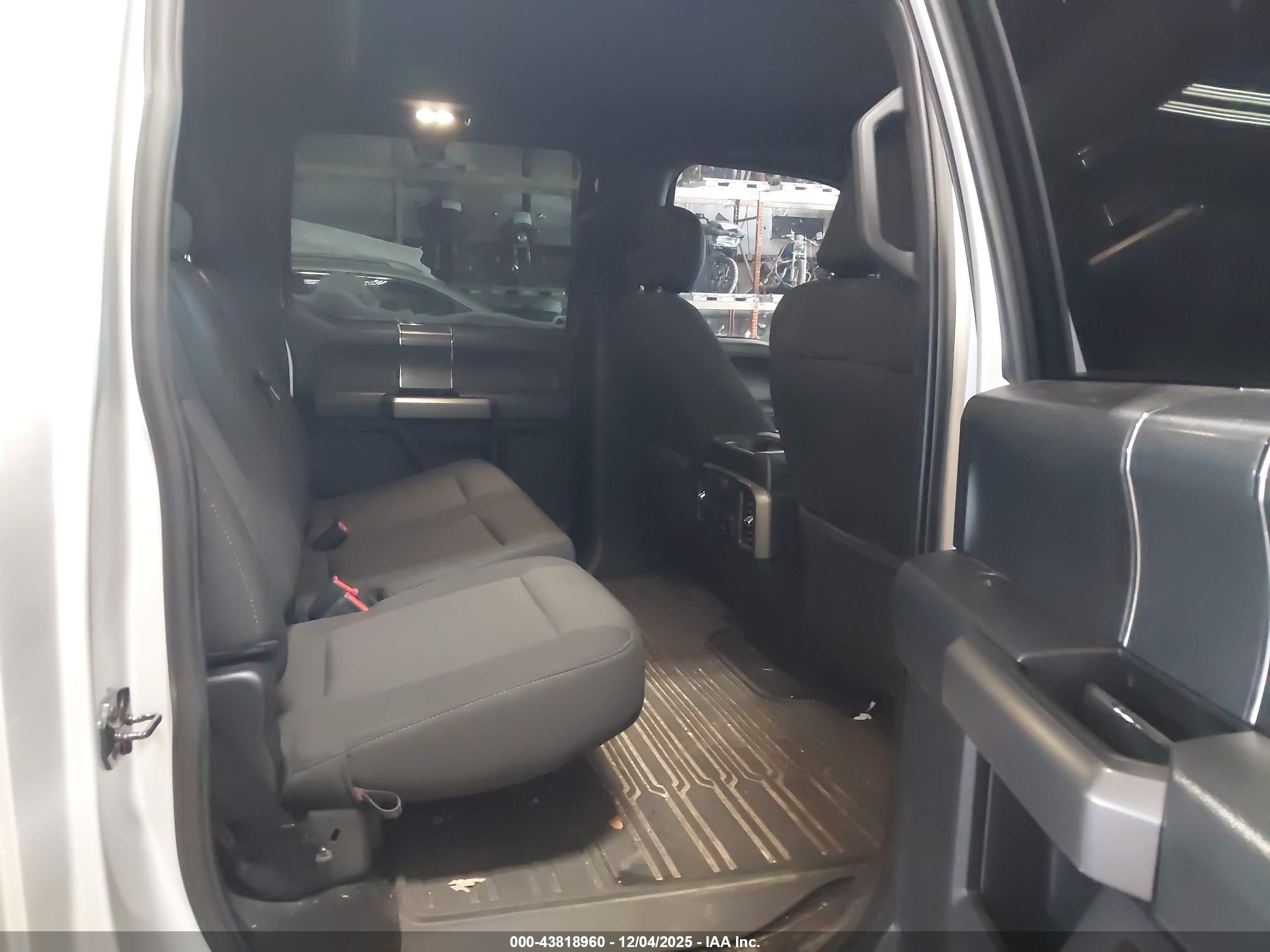 FORD F-150 image 8