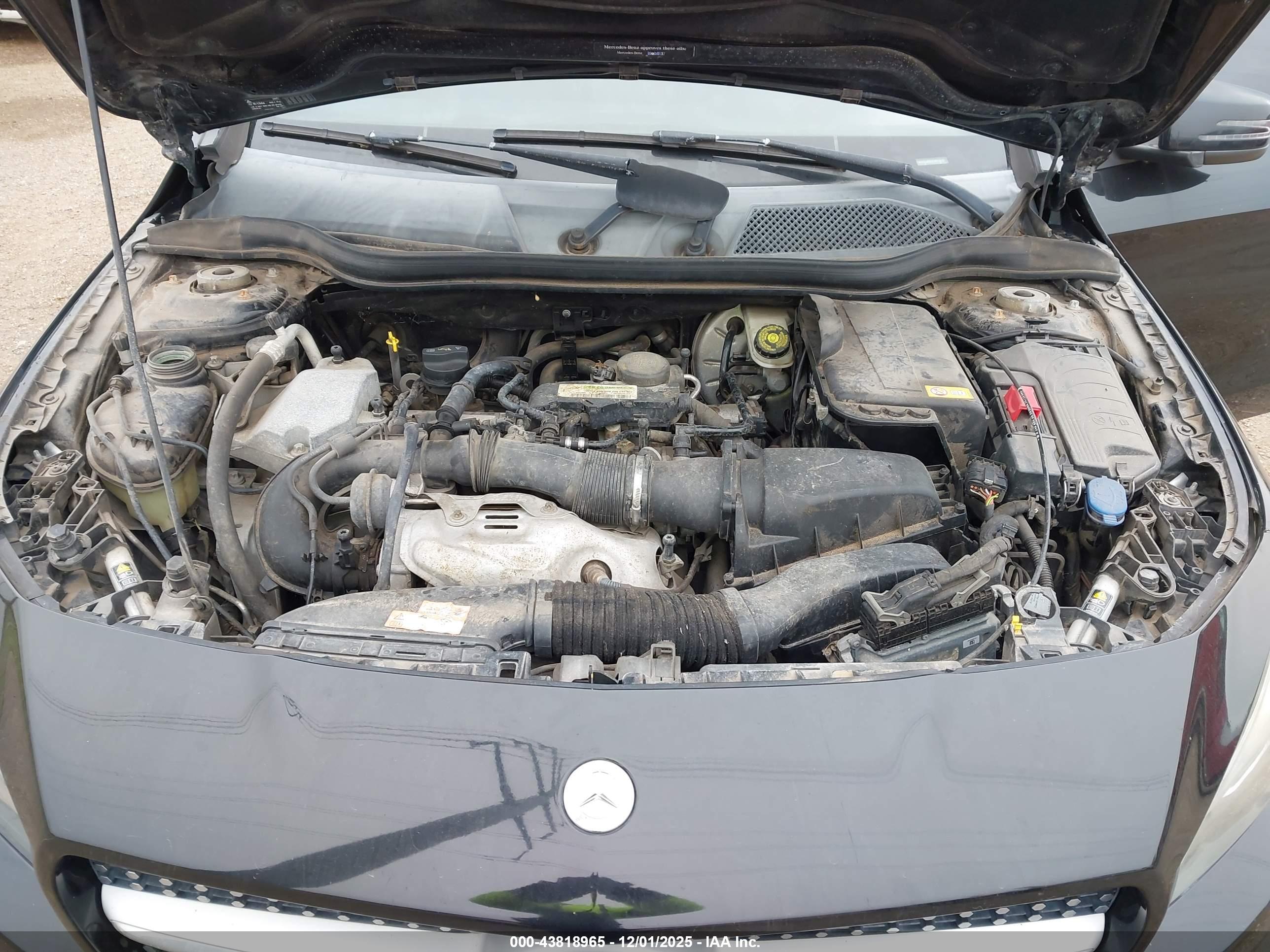 MERCEDES-BENZ CLA image 10