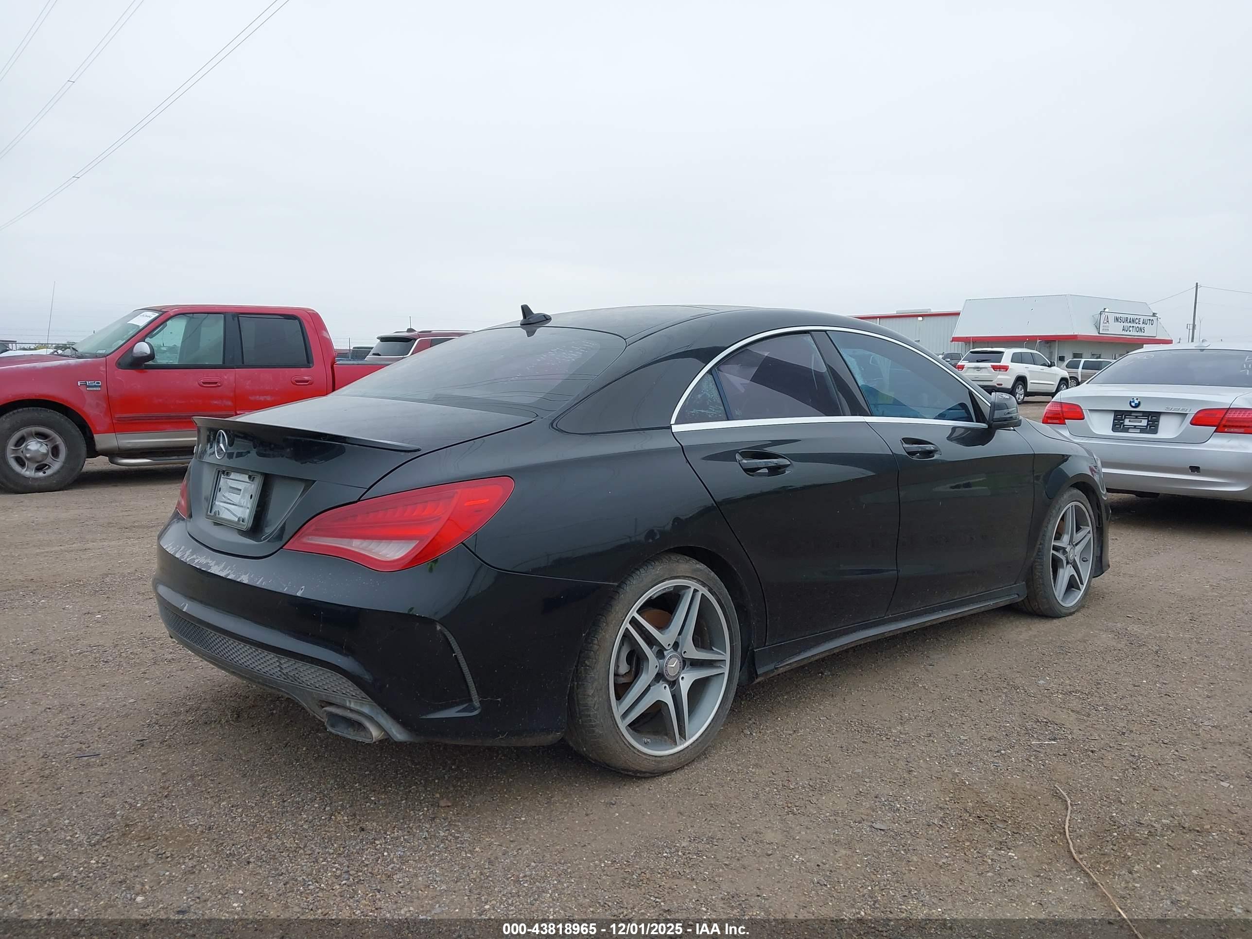 MERCEDES-BENZ CLA image 4