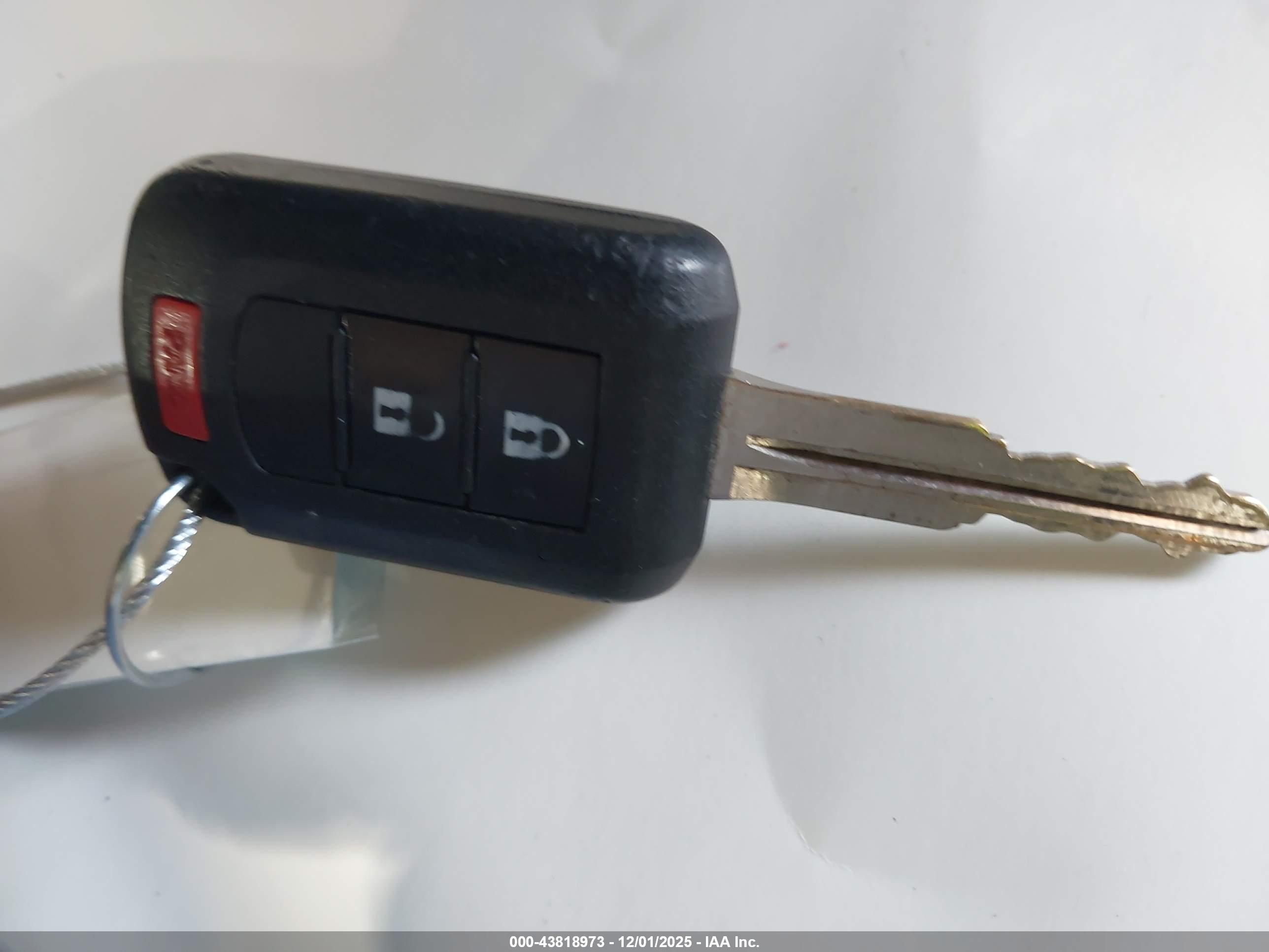 MITSUBISHI MIRAGE image 11
