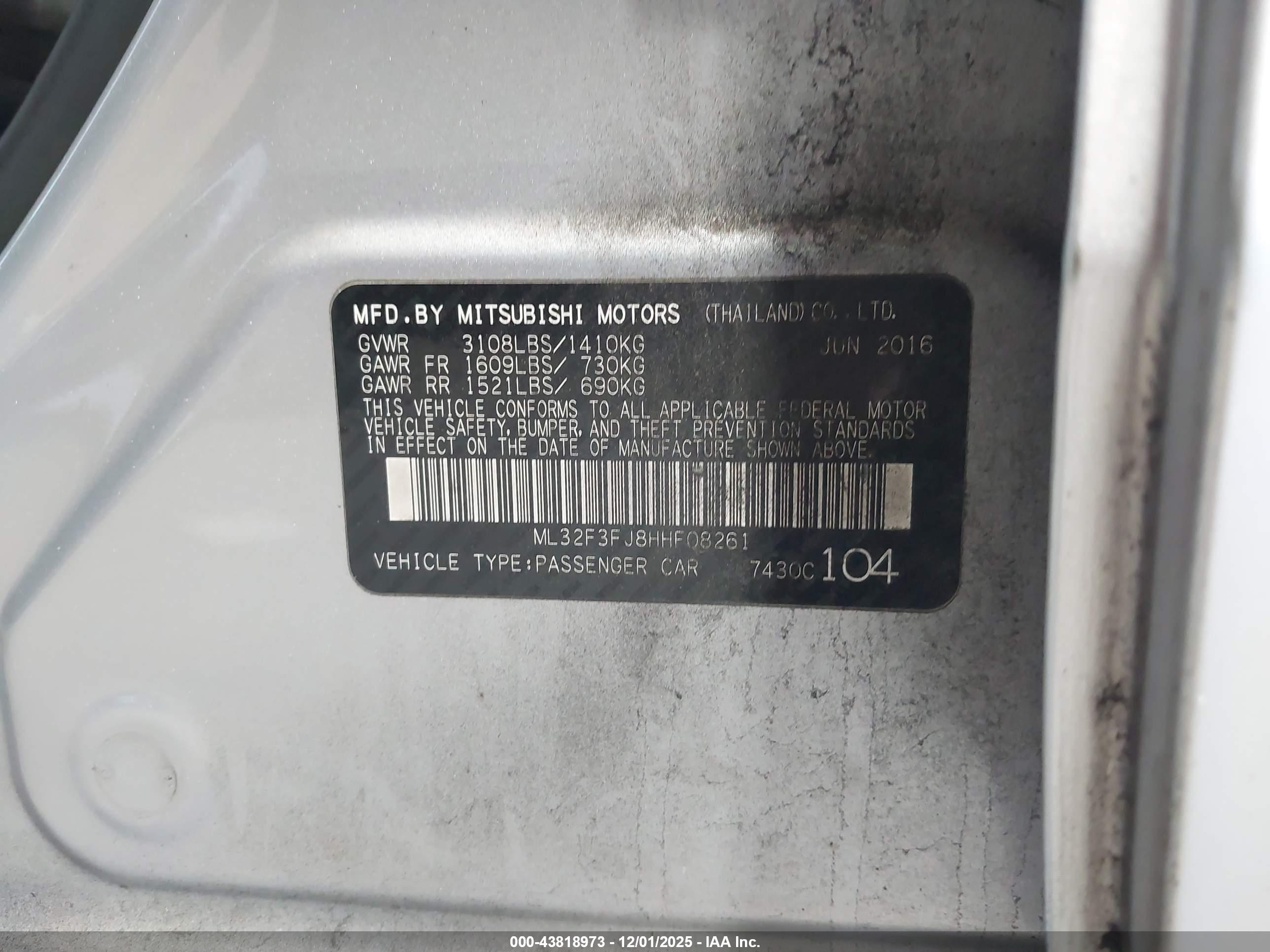 MITSUBISHI MIRAGE image 9