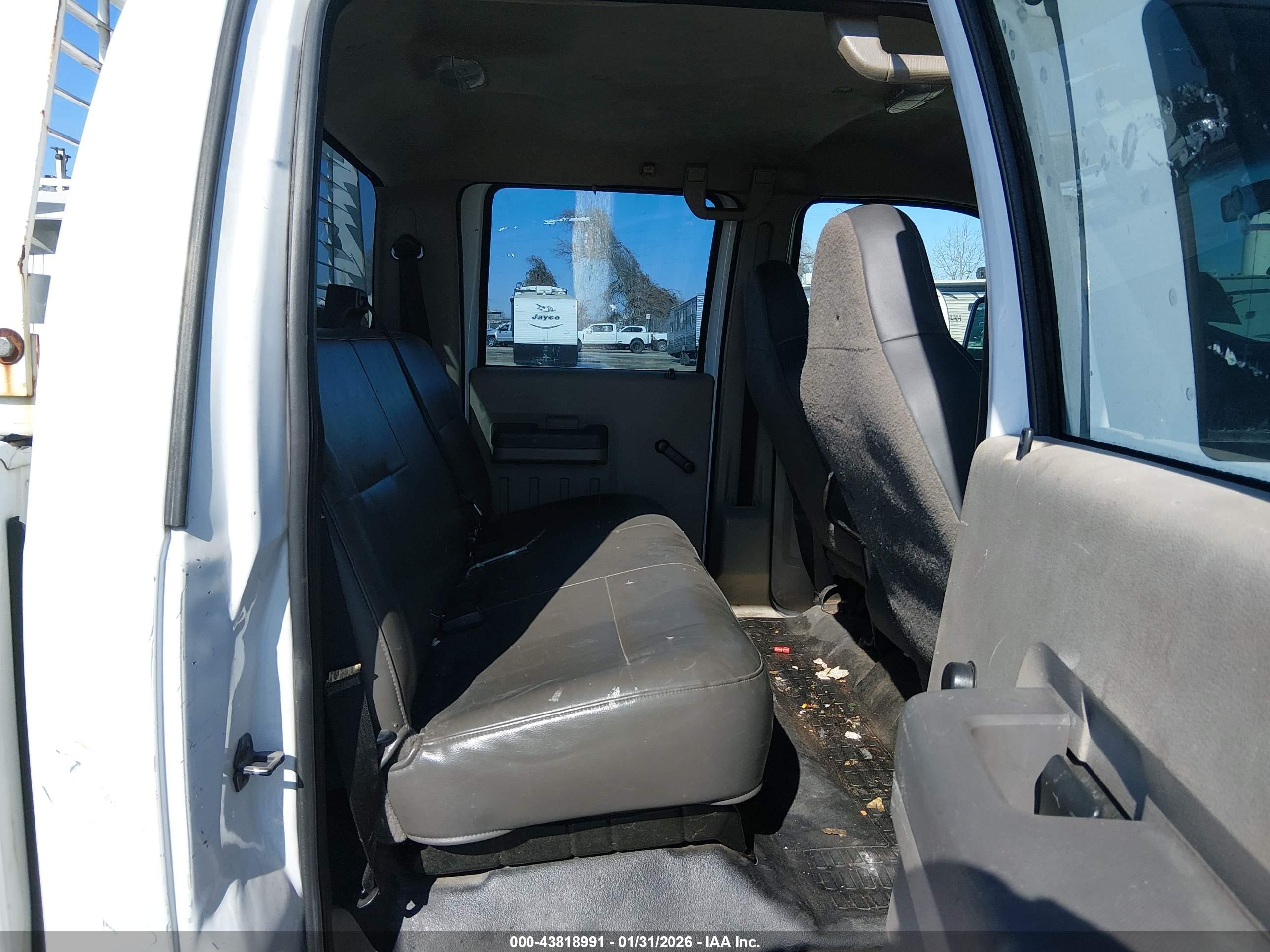 FORD F-250 image 8