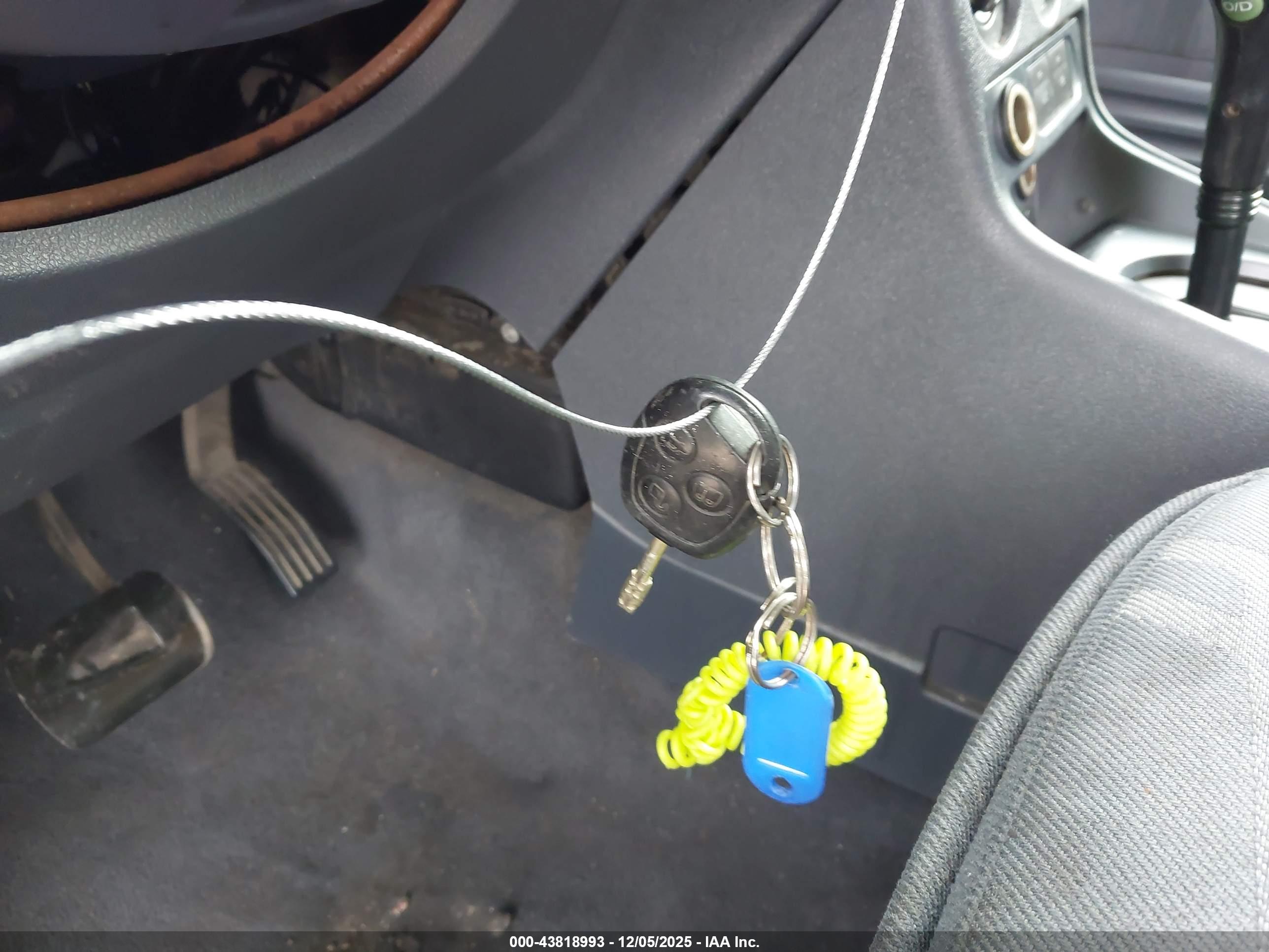 FORD TRANSIT image 11