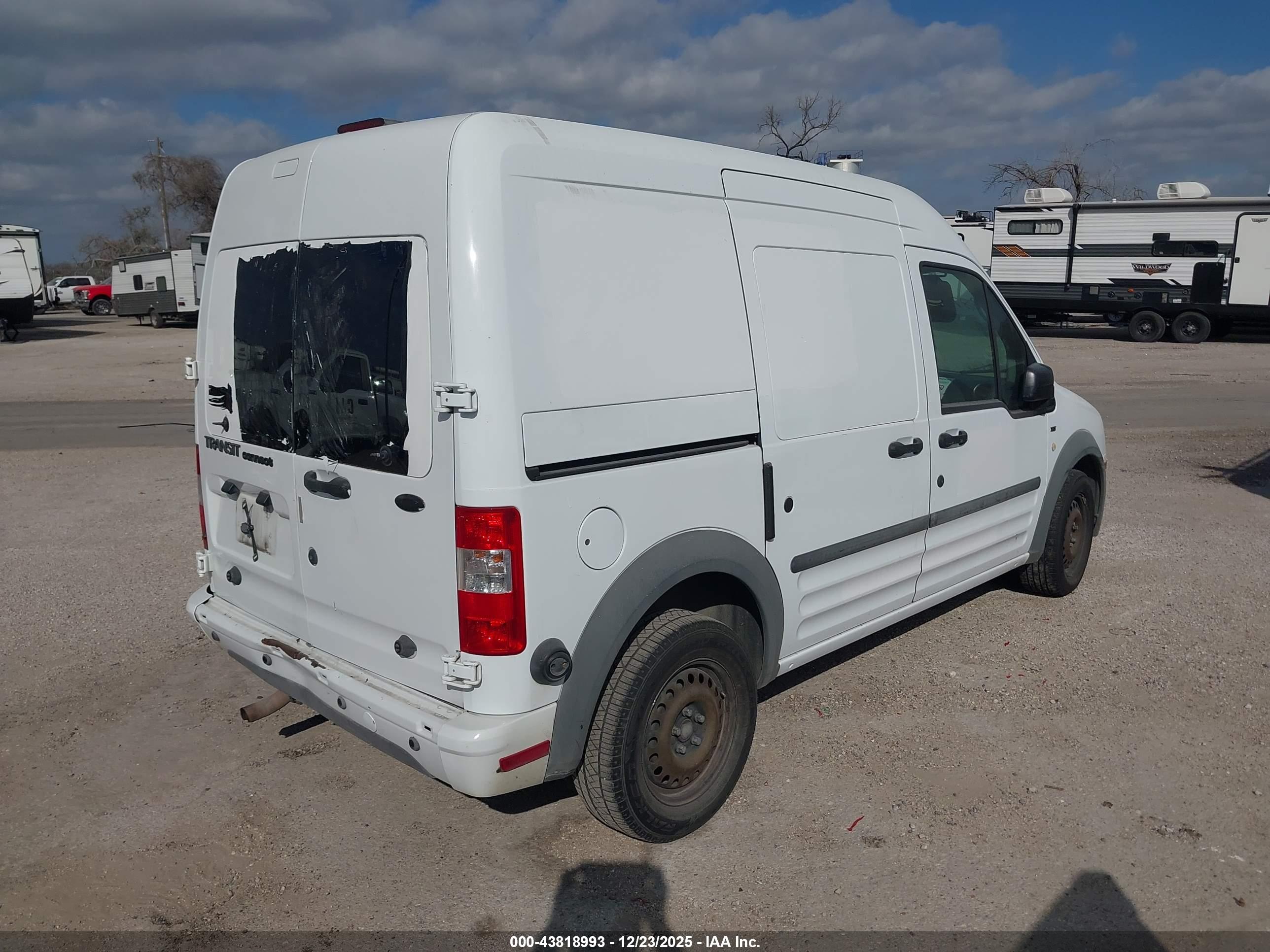 FORD TRANSIT image 4