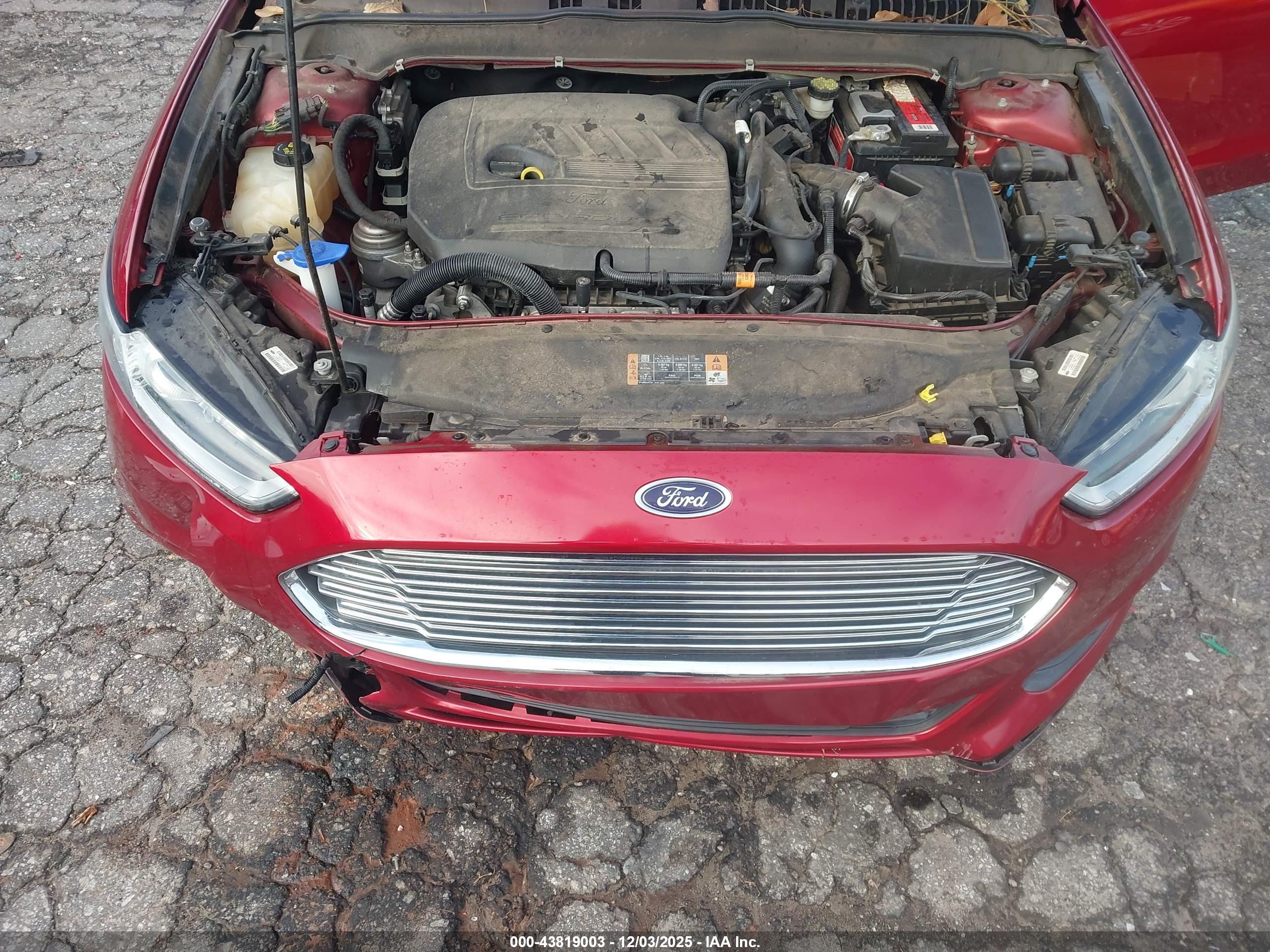 FORD FUSION image 10