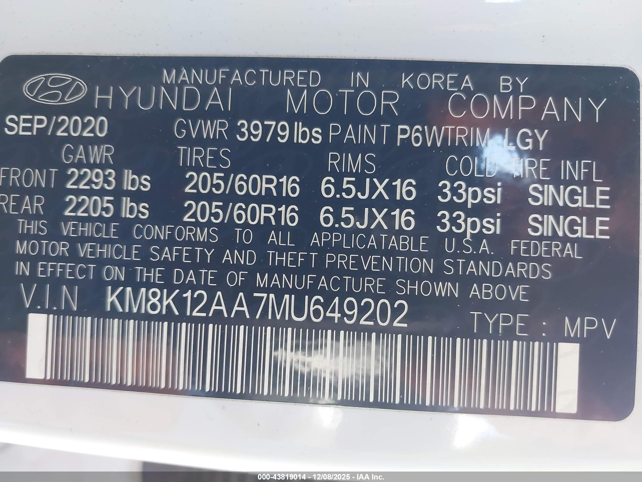 HYUNDAI KONA image 9