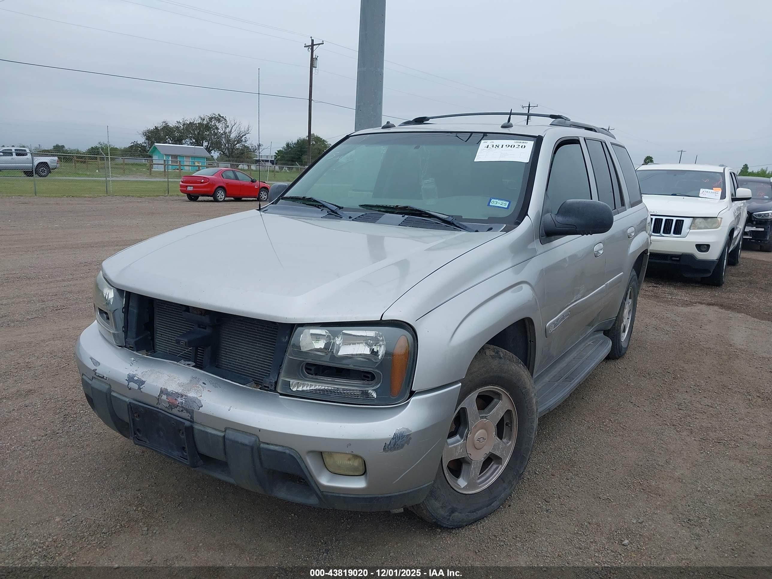 CHEVROLET TRAILBLAZER image 6
