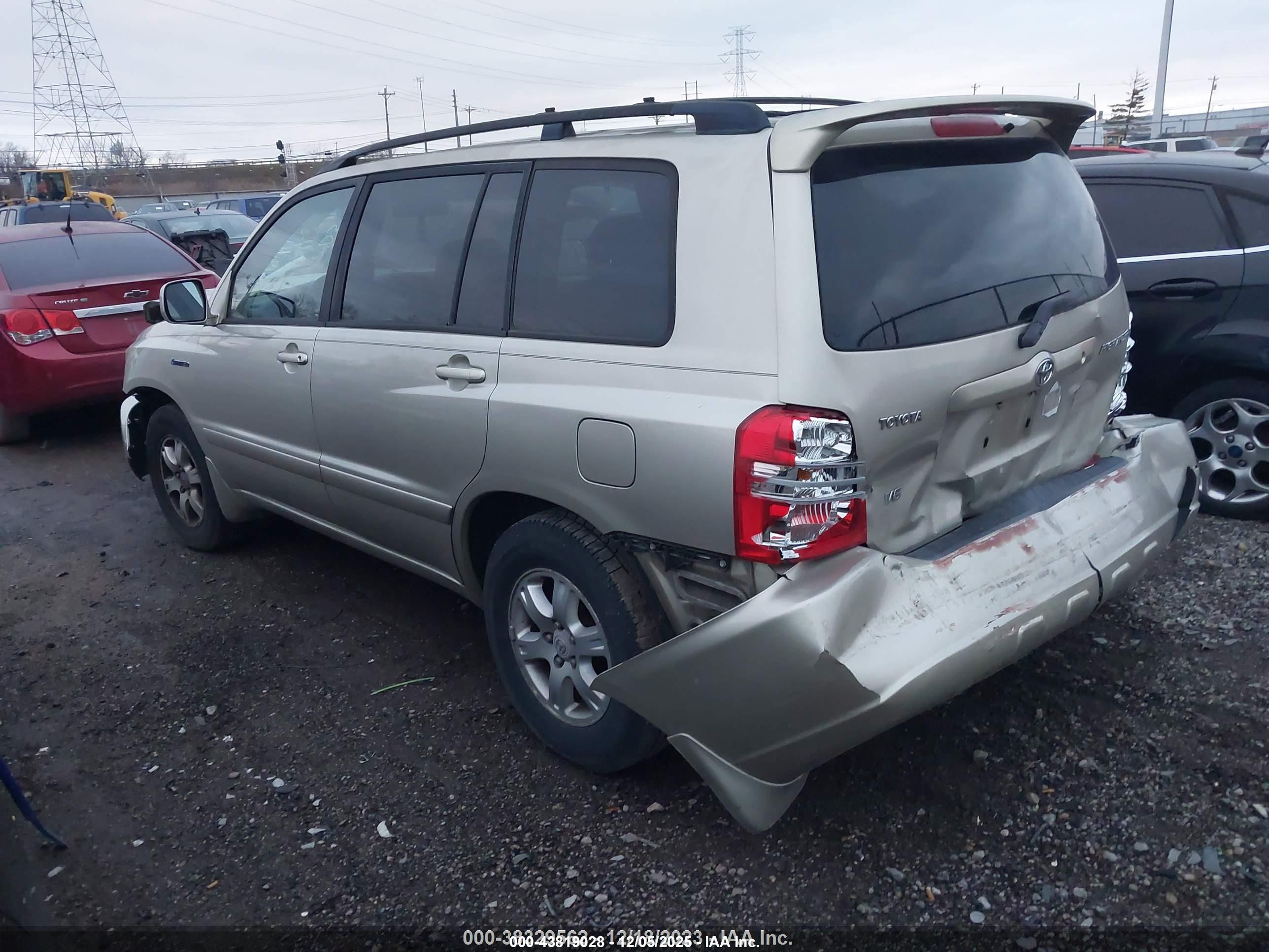 TOYOTA HIGHLANDER image 3