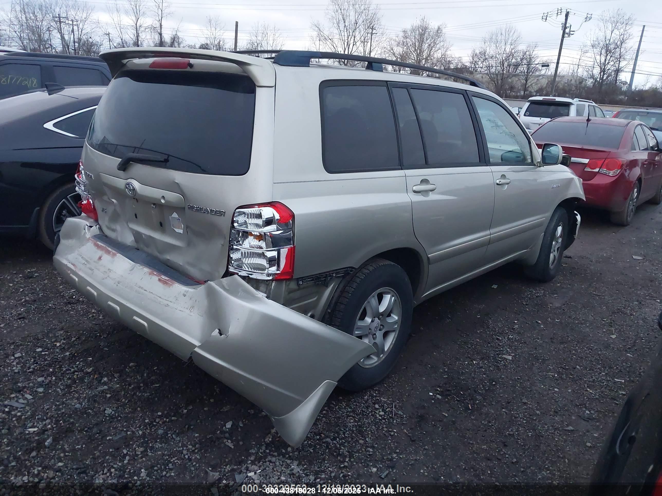 TOYOTA HIGHLANDER image 4