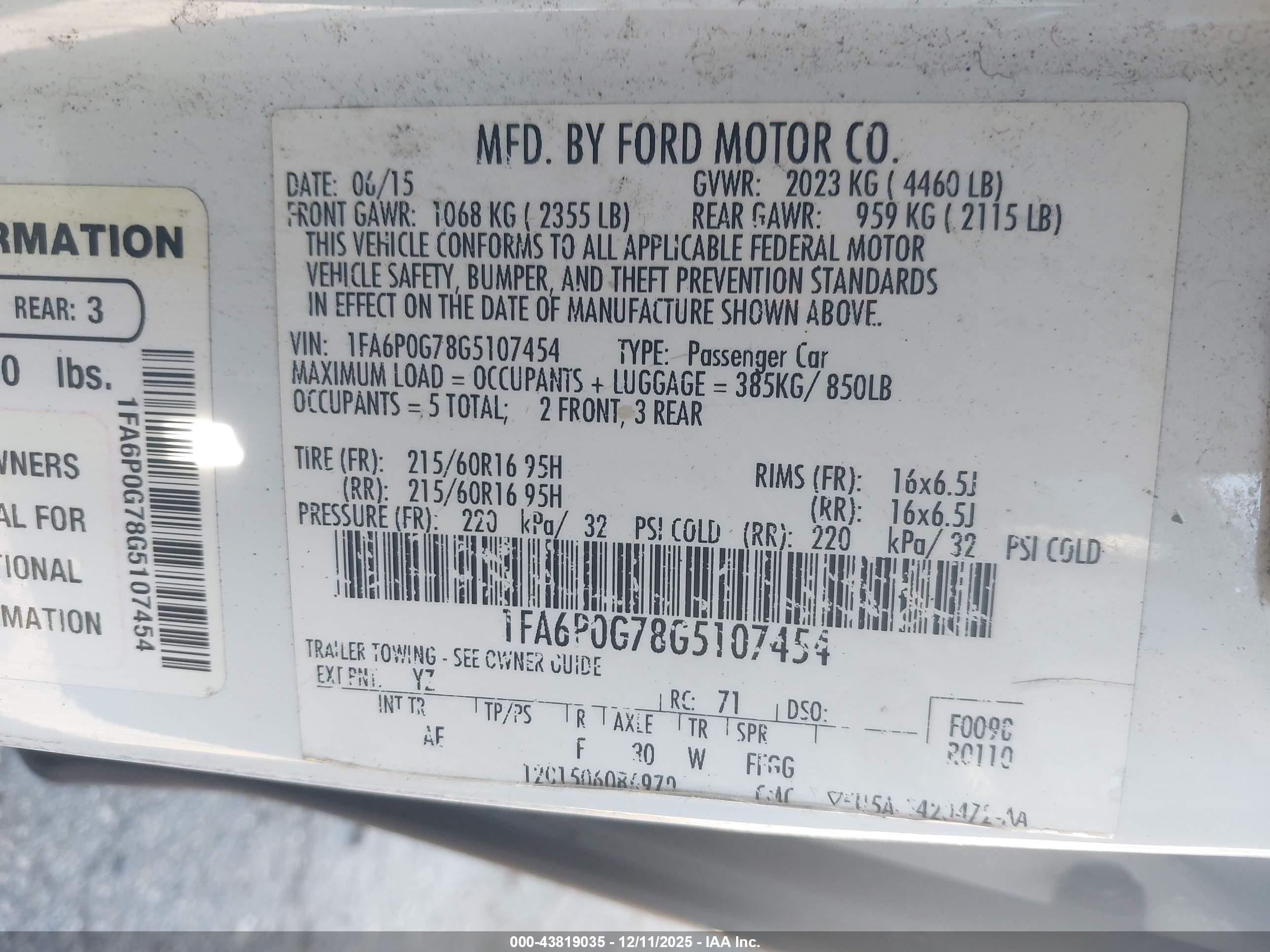 FORD FUSION image 9