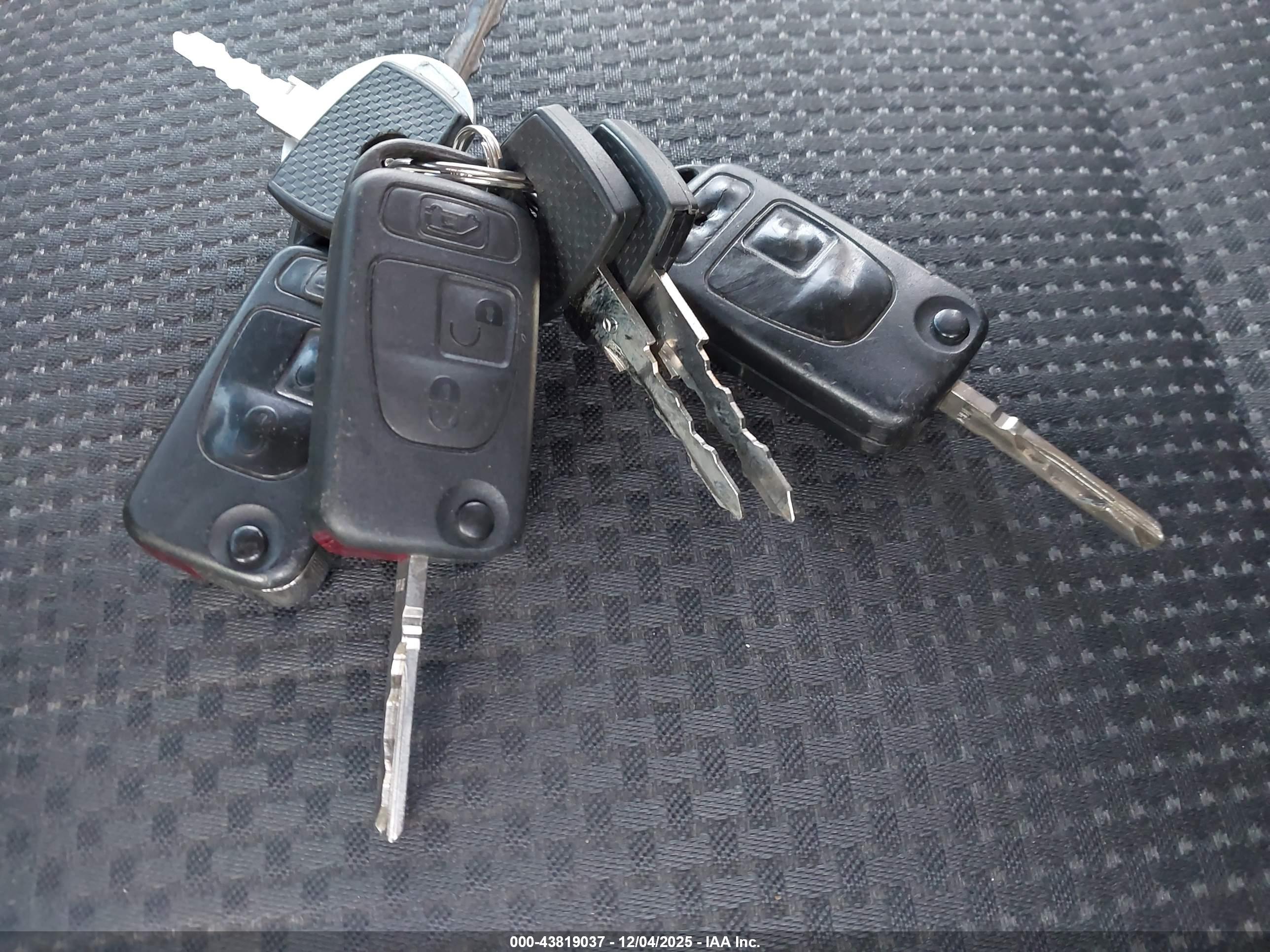 MERCEDES-BENZ SPRINTER image 11