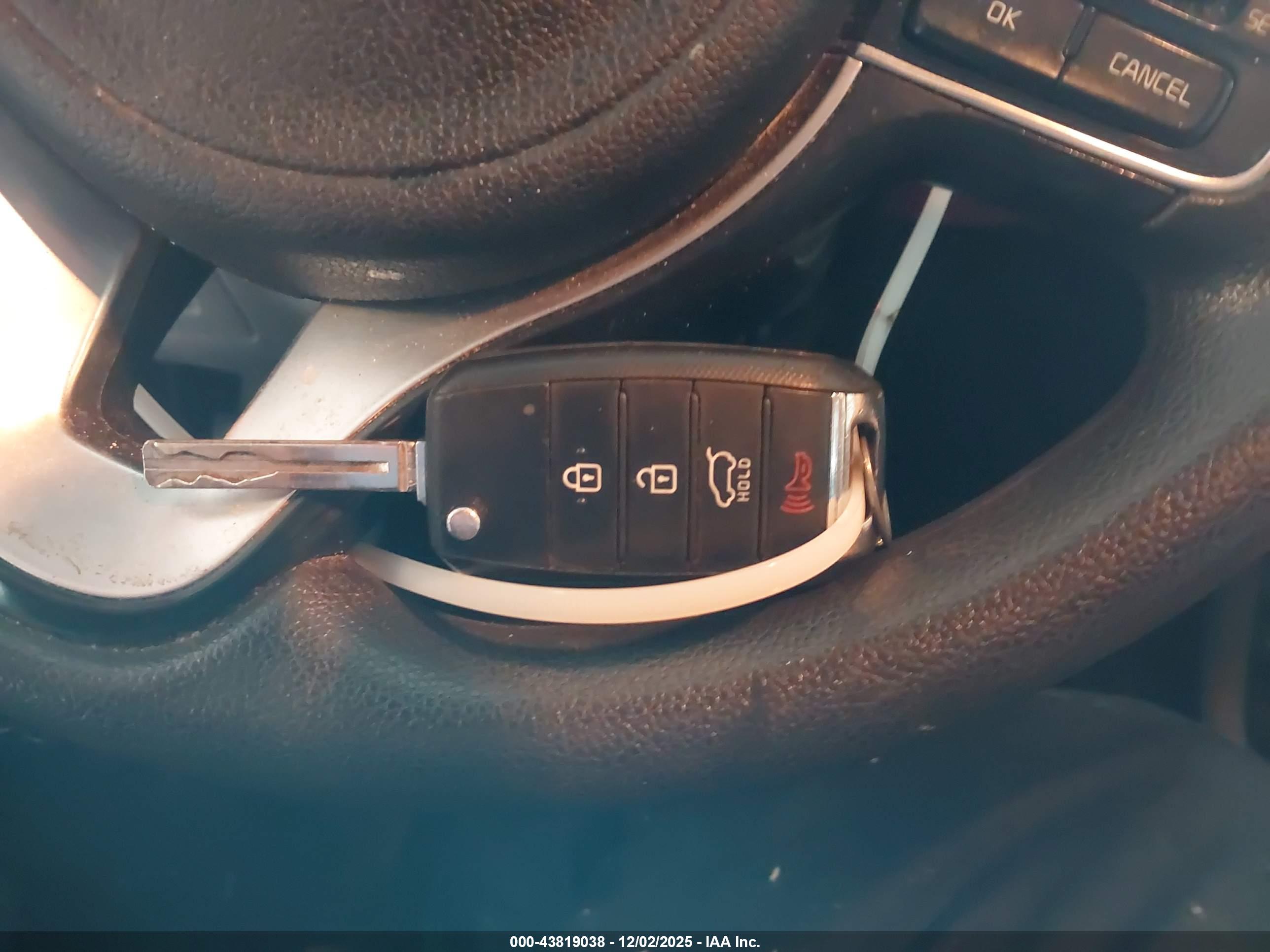 KIA SPORTAGE image 11
