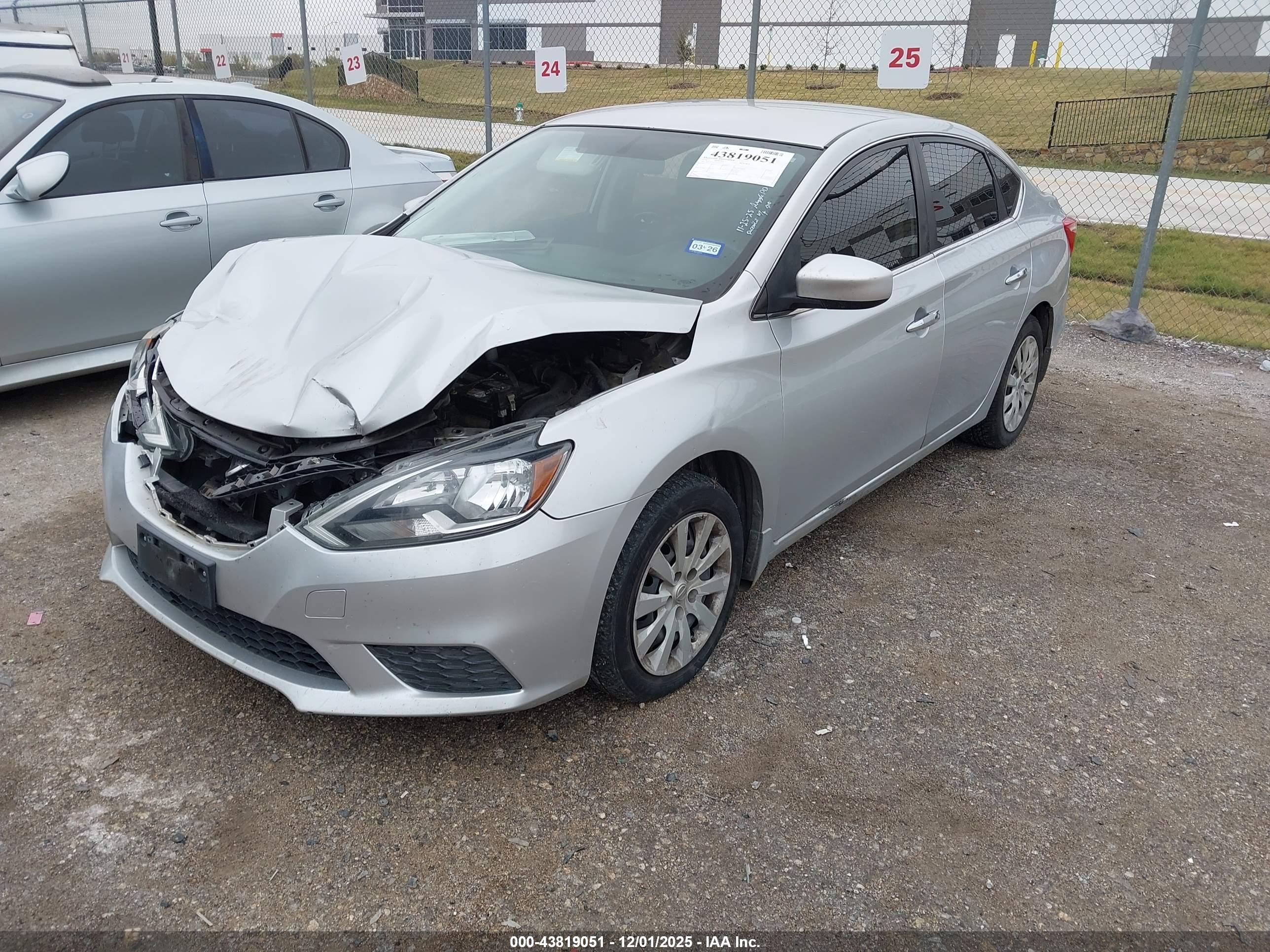 NISSAN SENTRA image 2