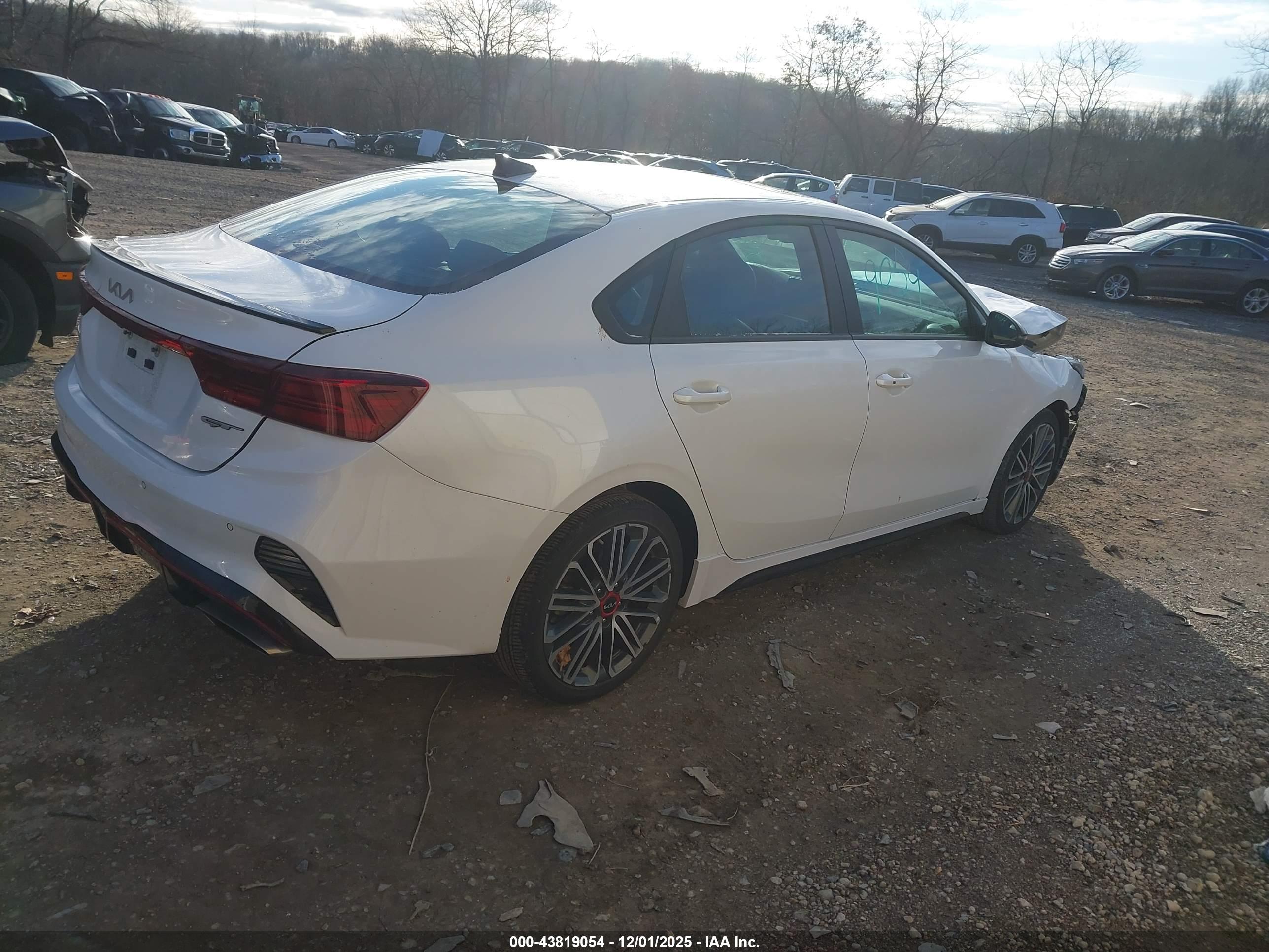 KIA FORTE image 4