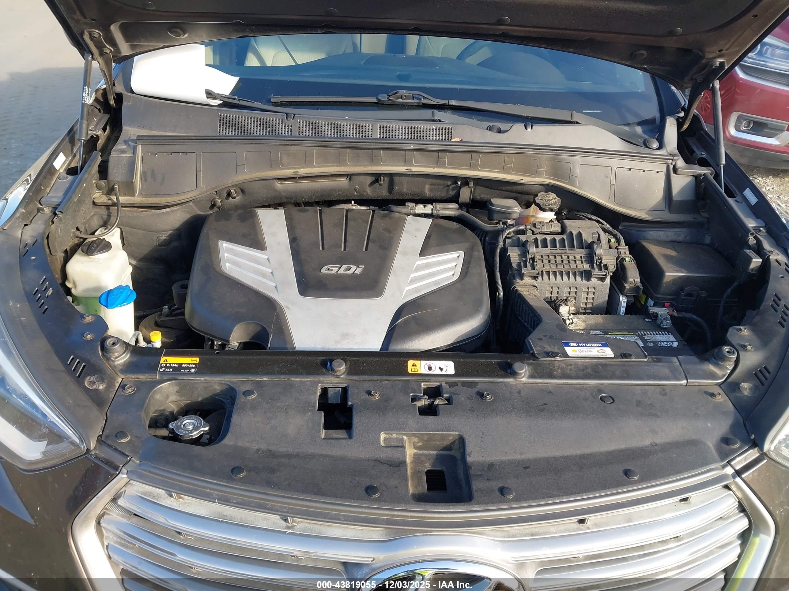 HYUNDAI SANTA image 10