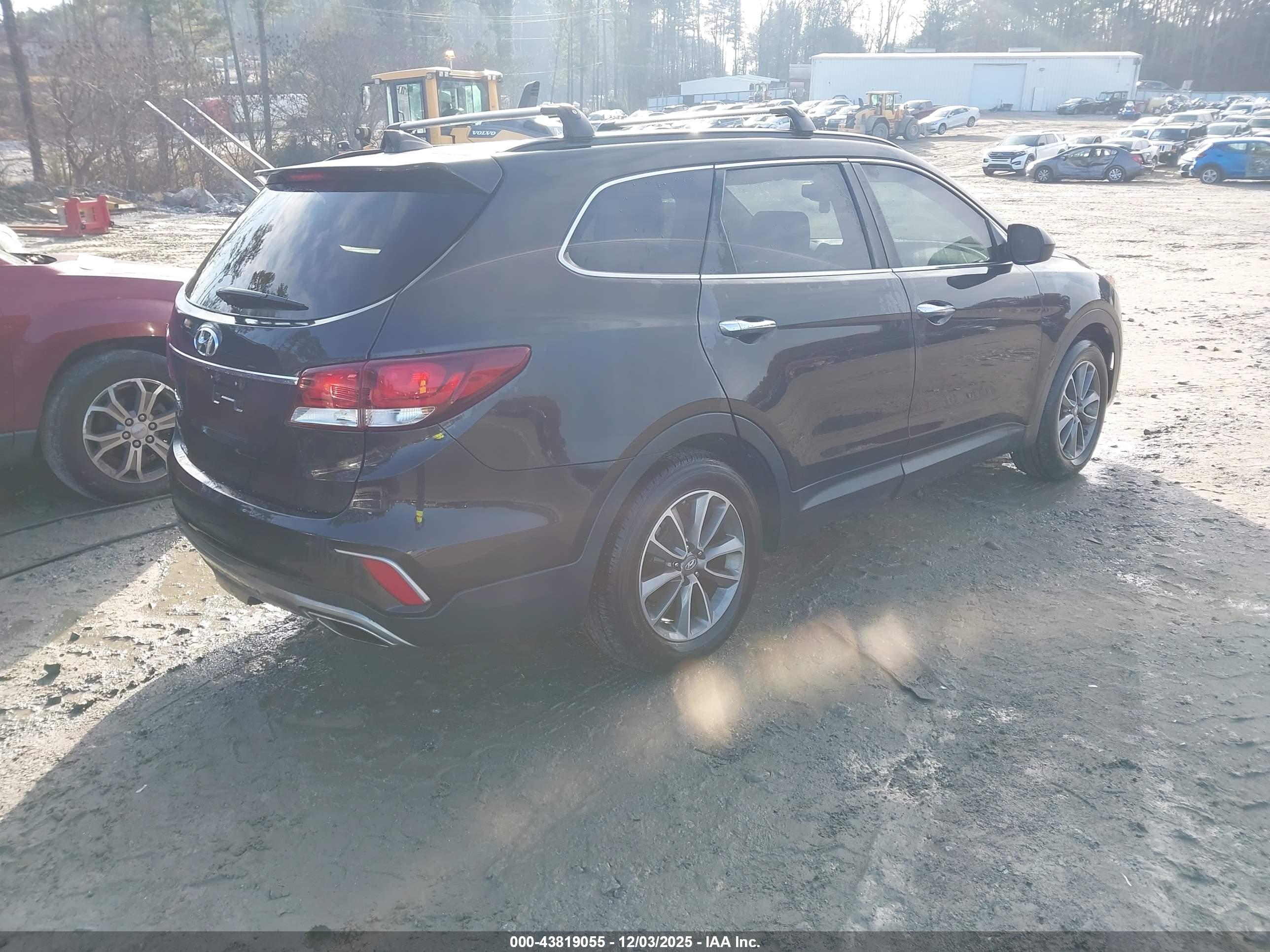HYUNDAI SANTA image 4
