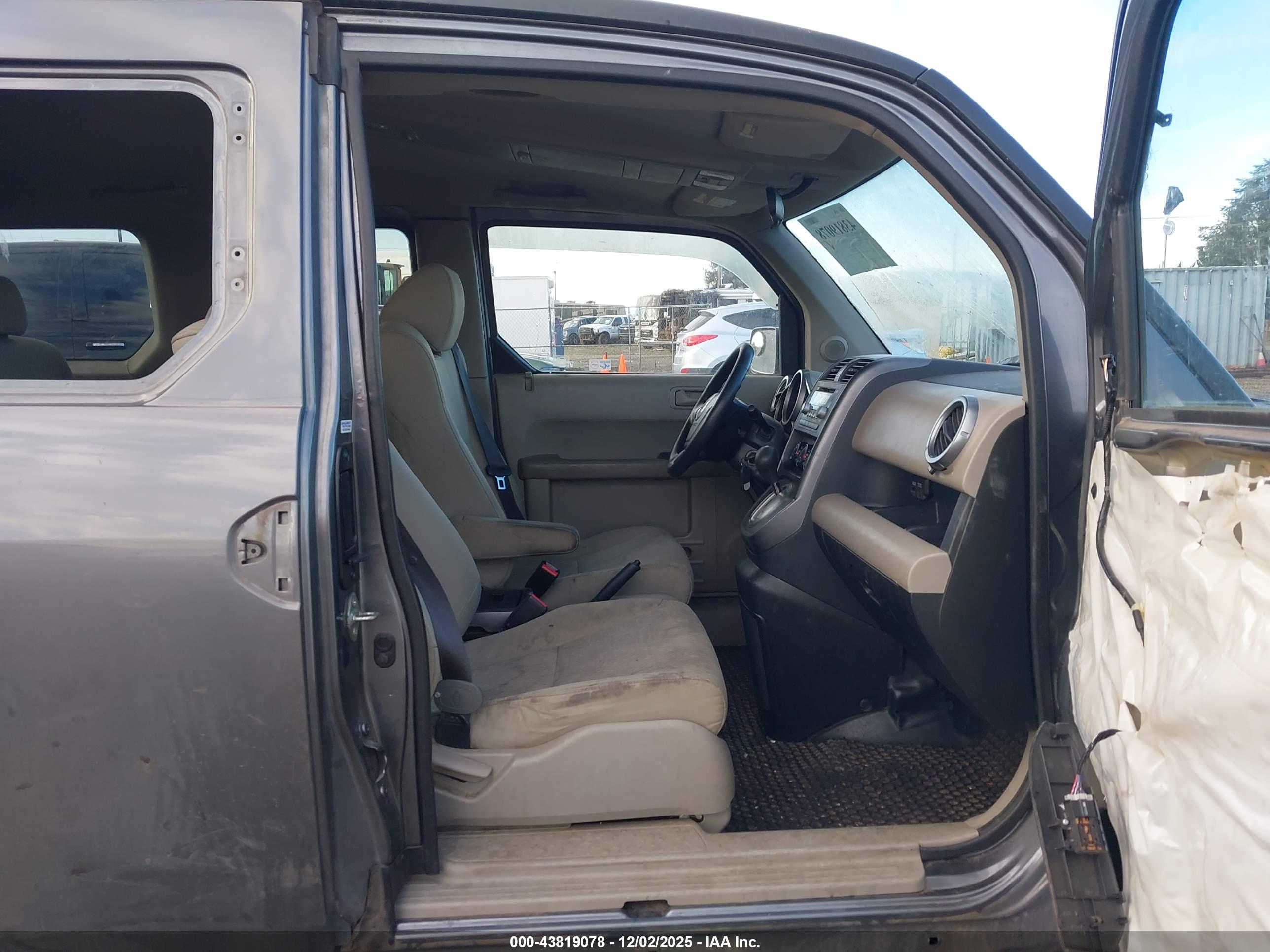 HONDA ELEMENT image 5
