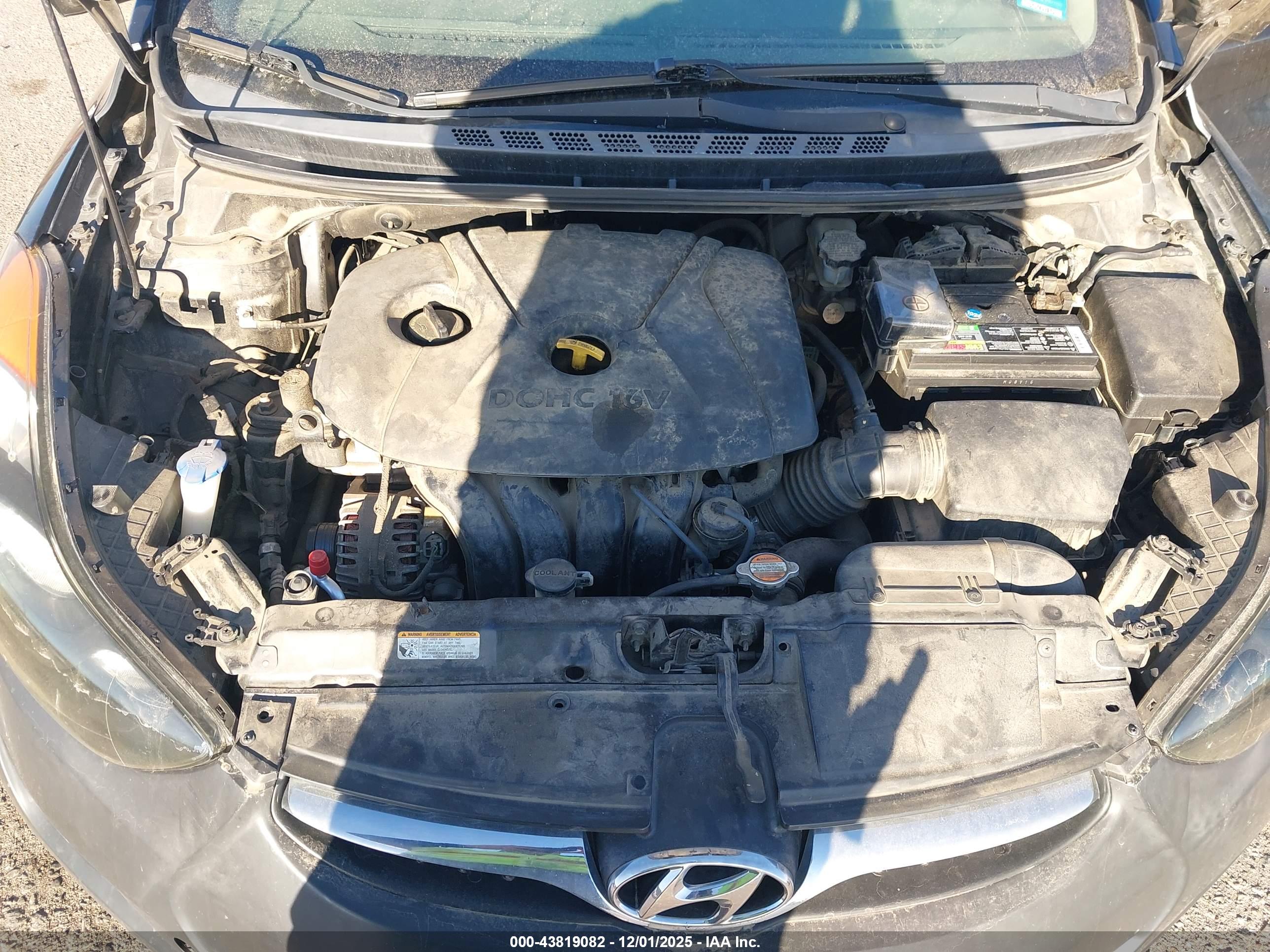 HYUNDAI ELANTRA image 10