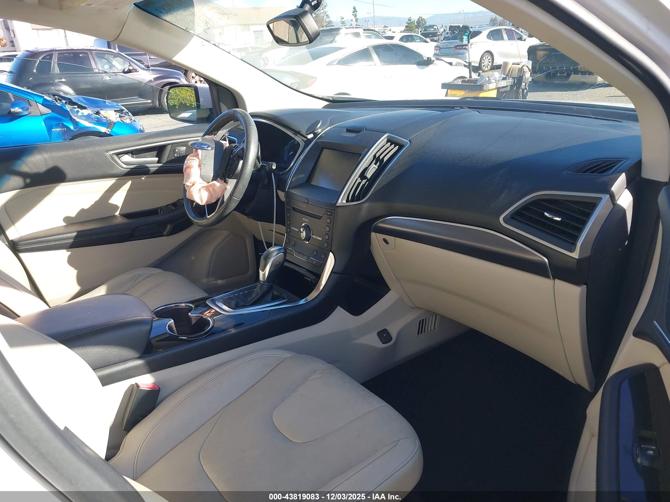 FORD EDGE image 5