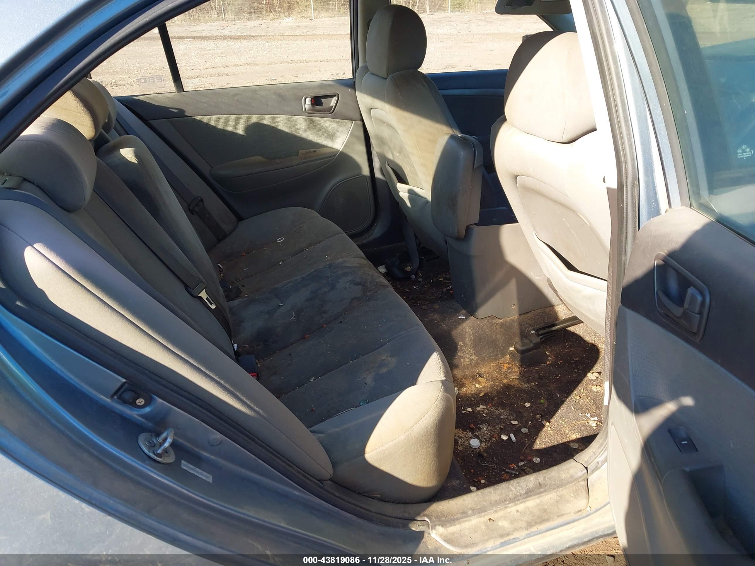 HYUNDAI SONATA image 8