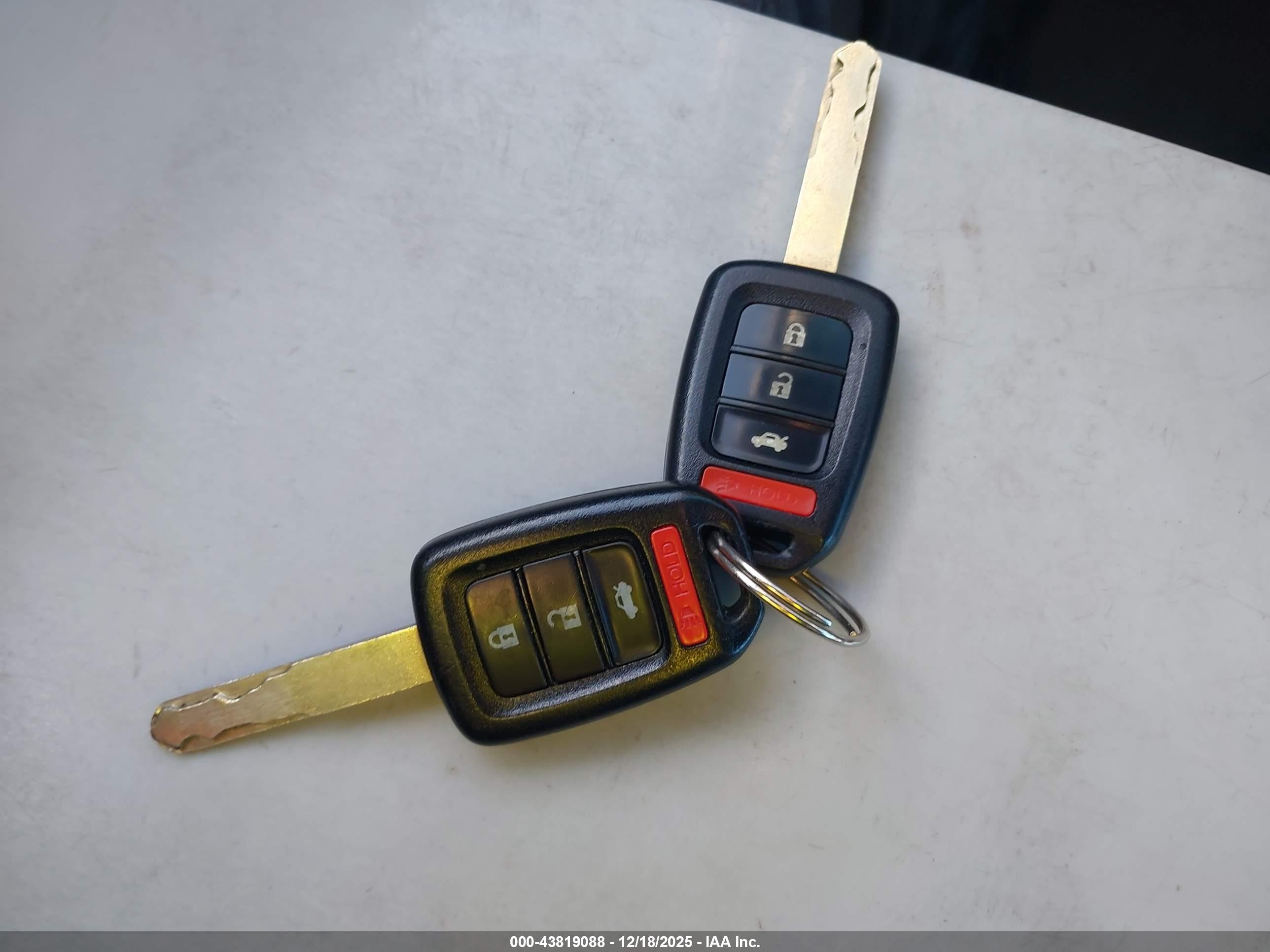 HONDA CIVIC image 11
