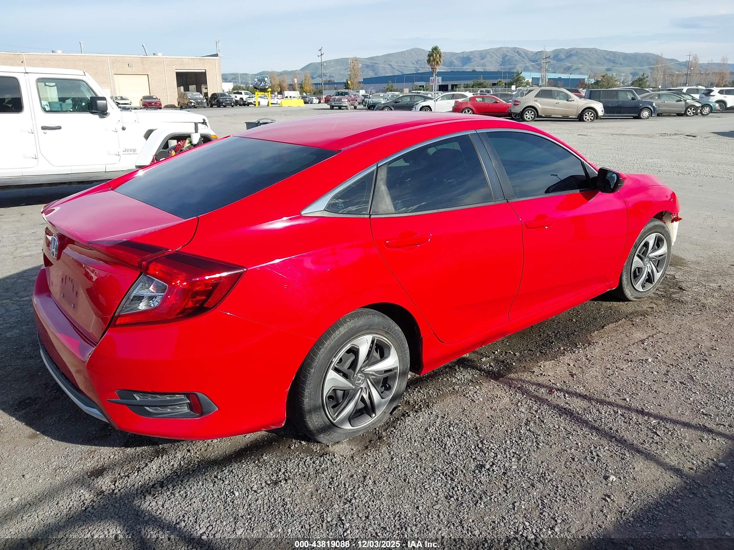 HONDA CIVIC image 4