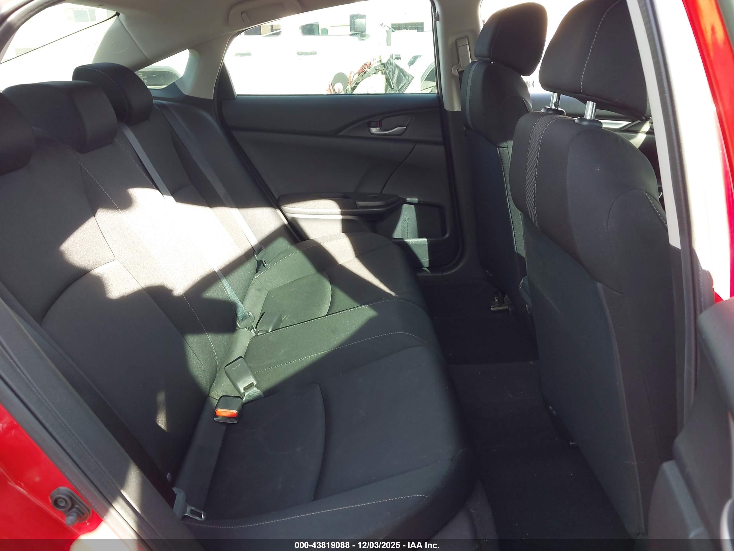 HONDA CIVIC image 8