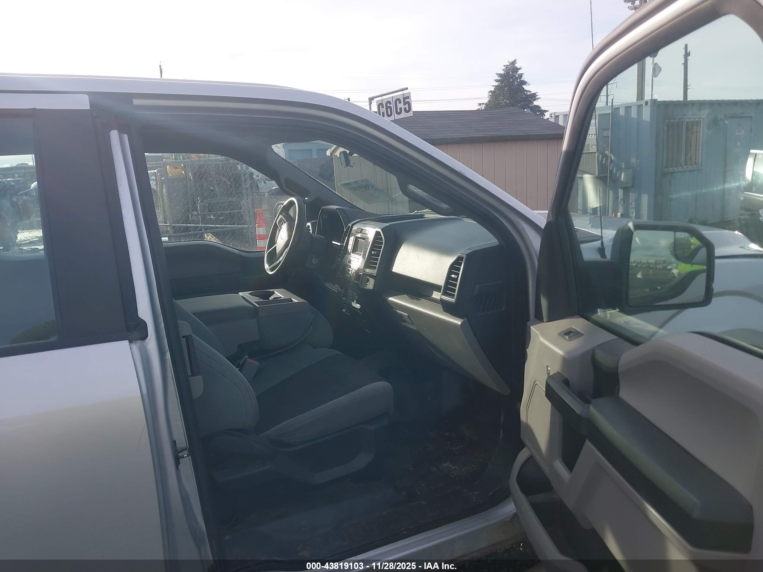 FORD F-150 image 5