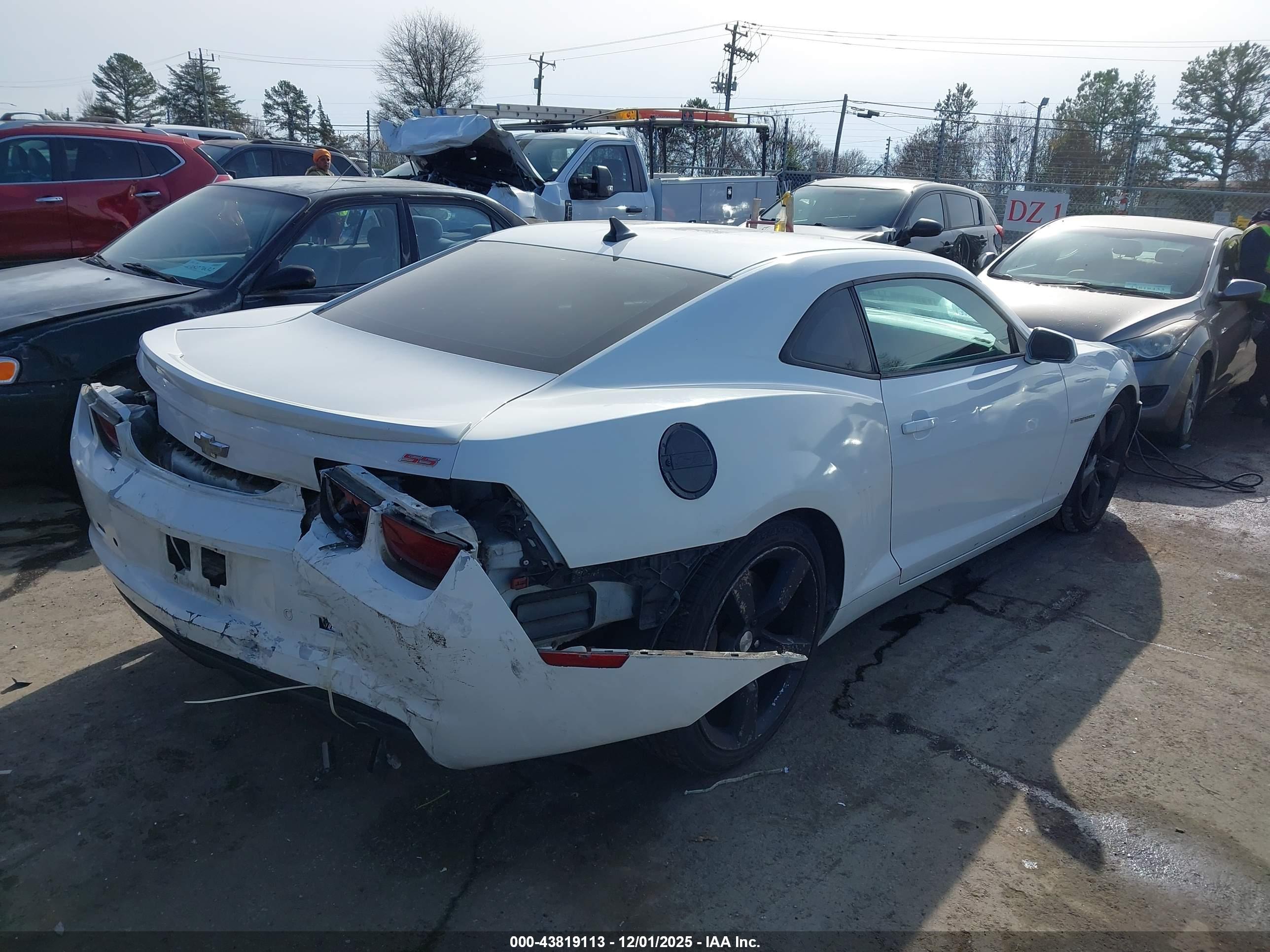 CHEVROLET CAMARO image 4