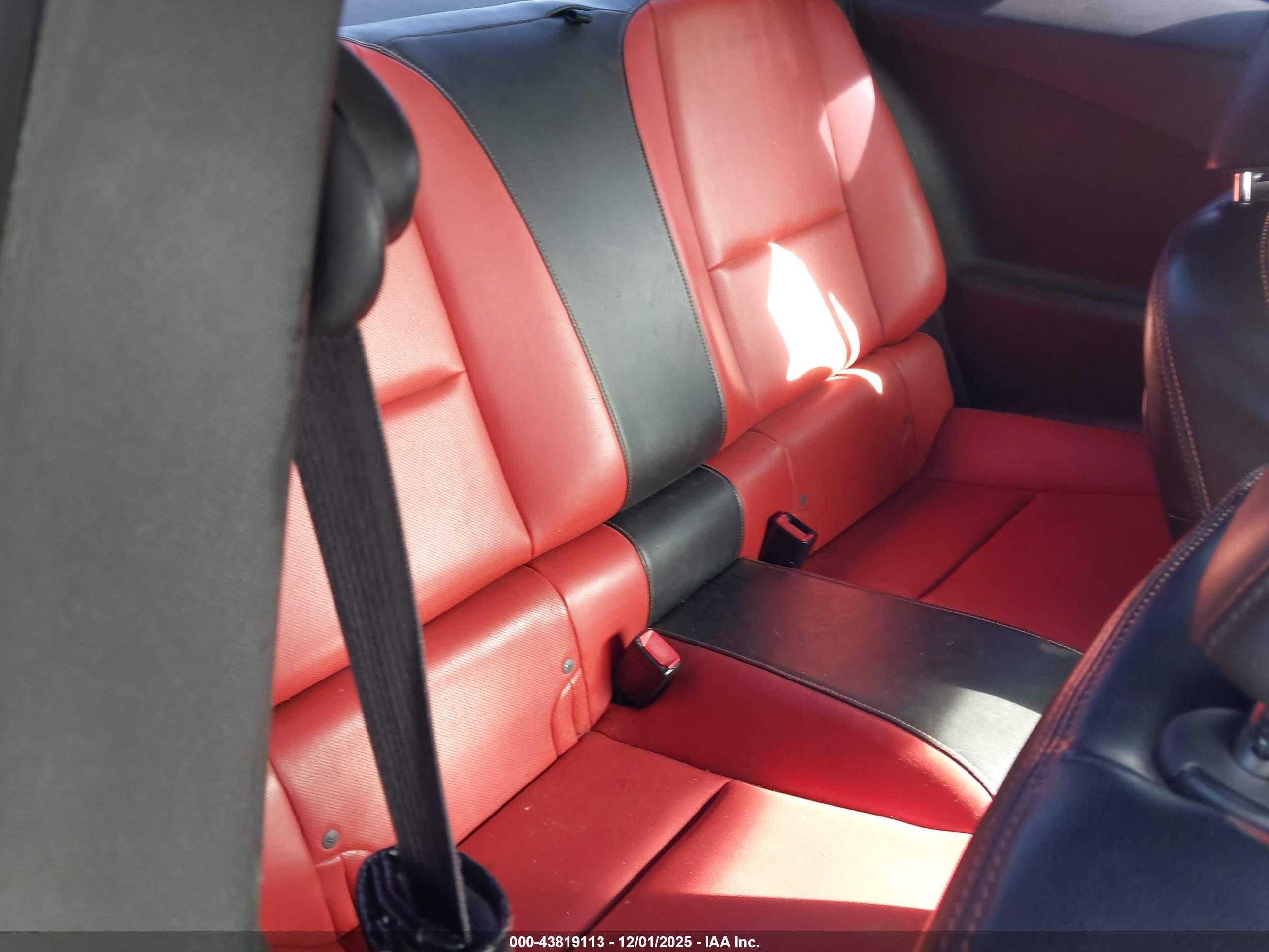 CHEVROLET CAMARO image 8