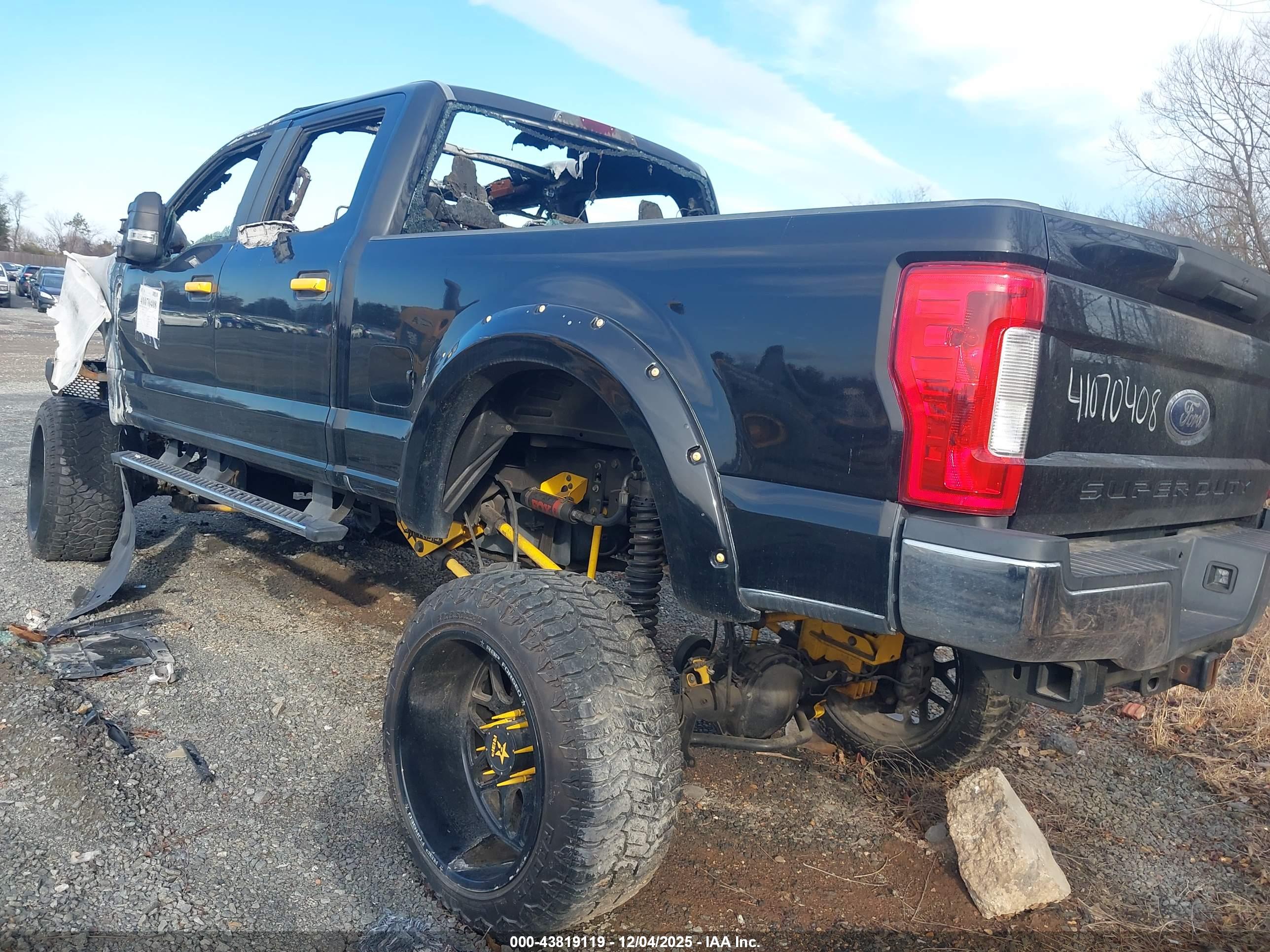 FORD F-250 image 3