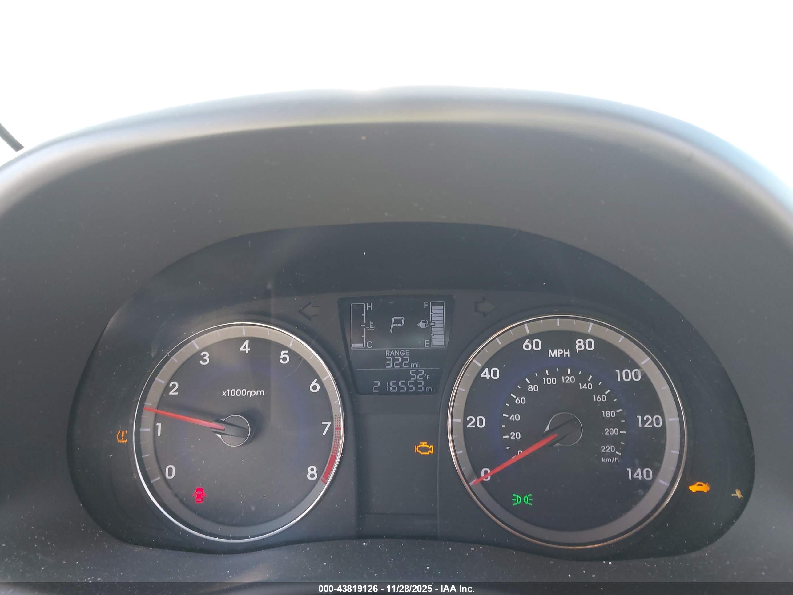 HYUNDAI ACCENT image 7