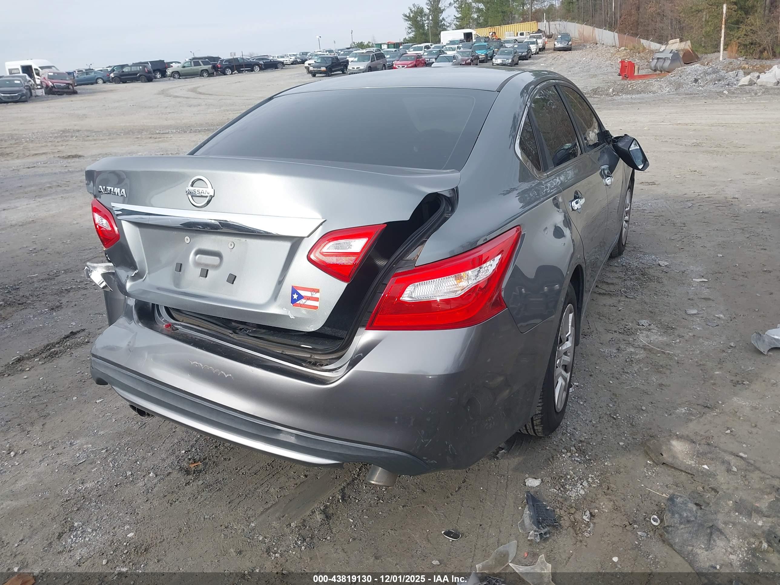 NISSAN ALTIMA image 4