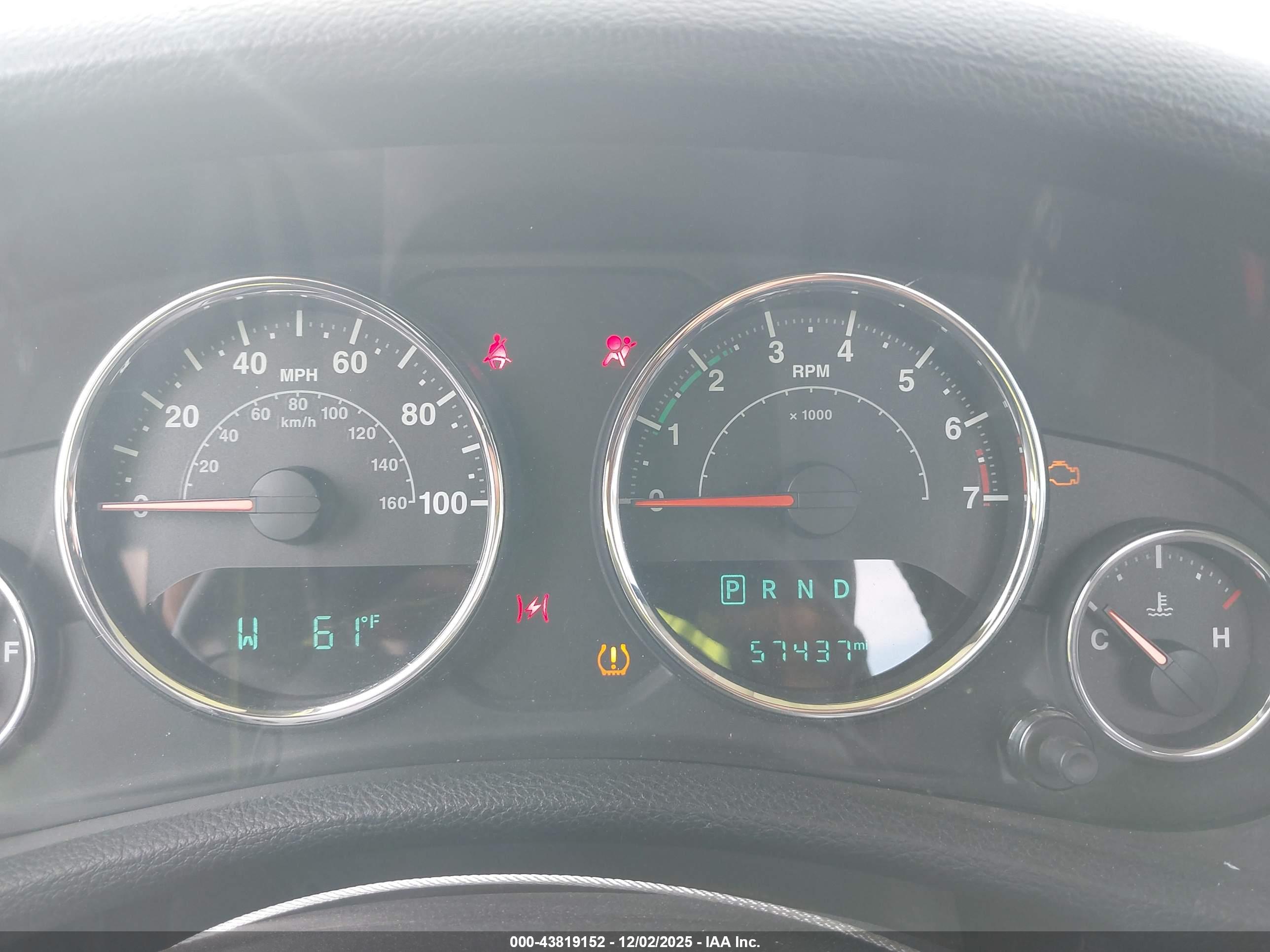 JEEP WRANGLER image 7