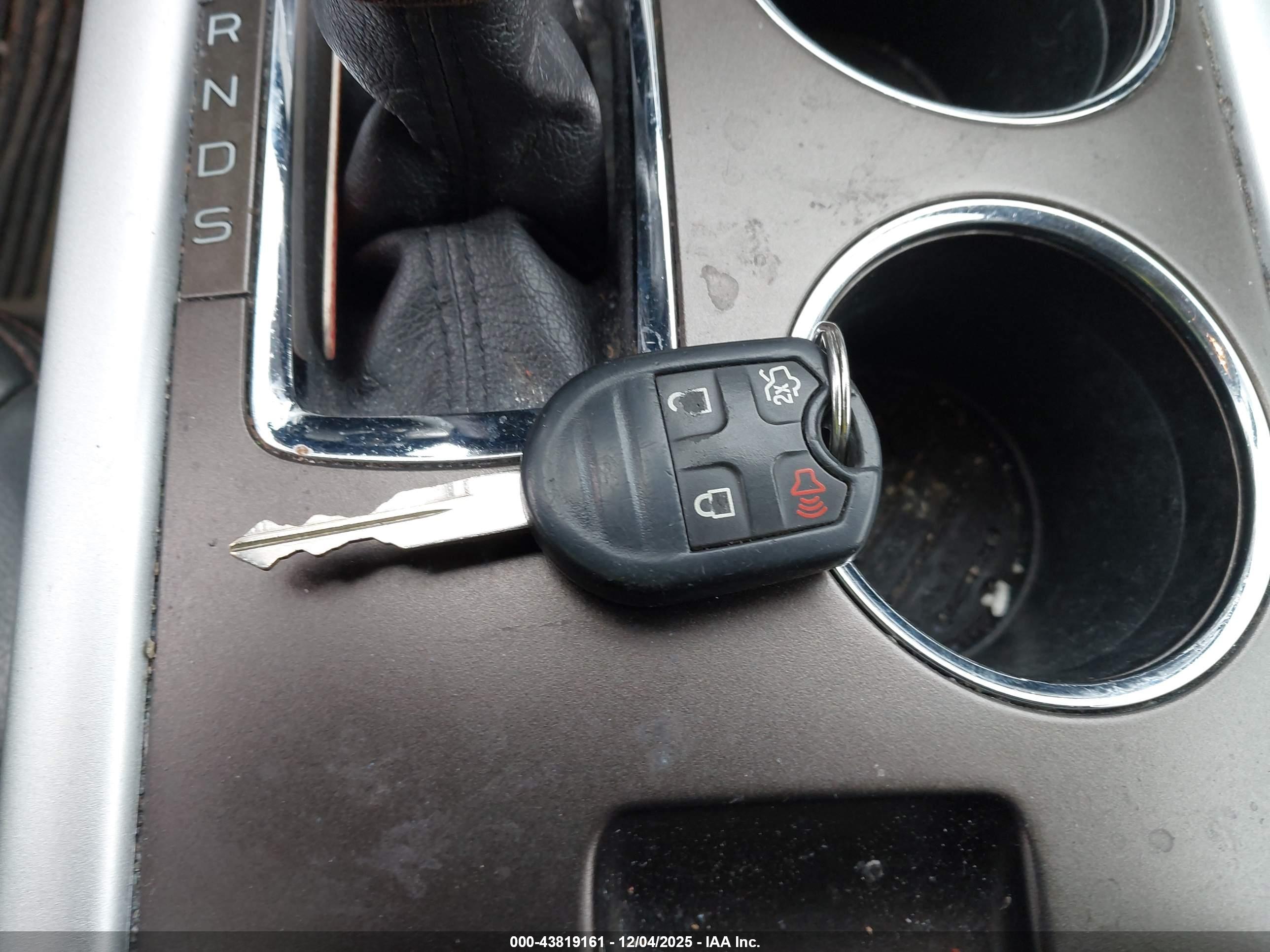 FORD EDGE image 11