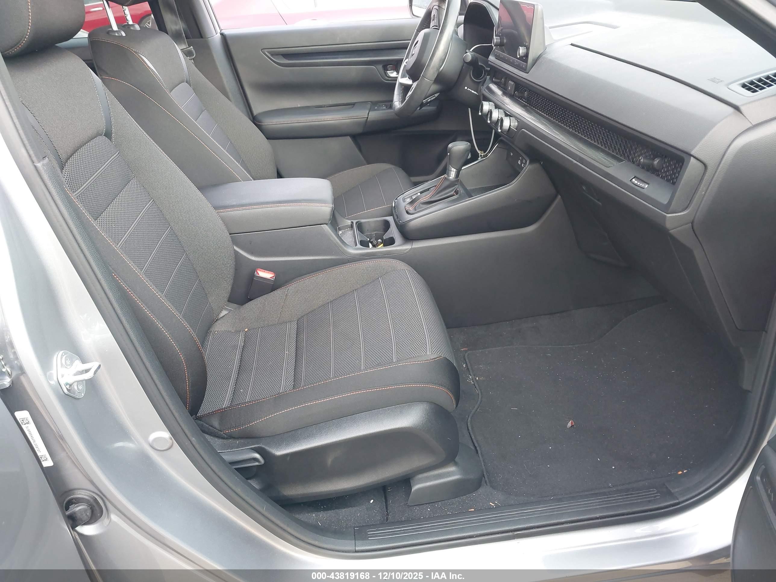 HONDA CR-V image 5