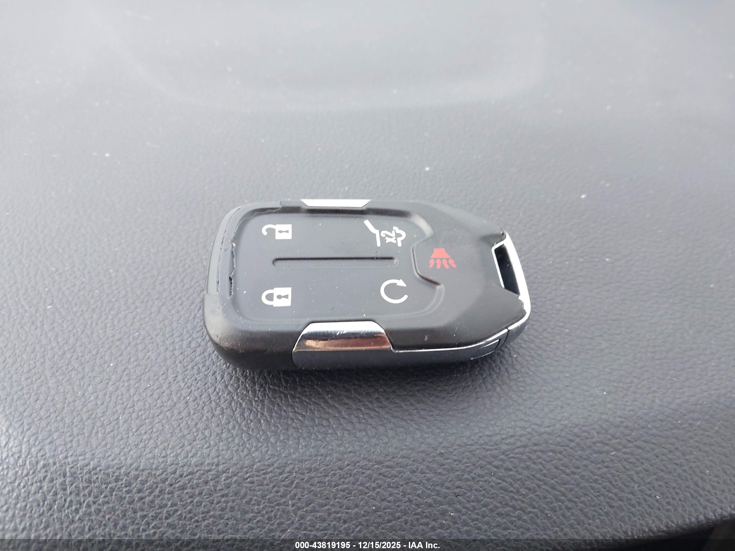 GMC TERRAIN image 11