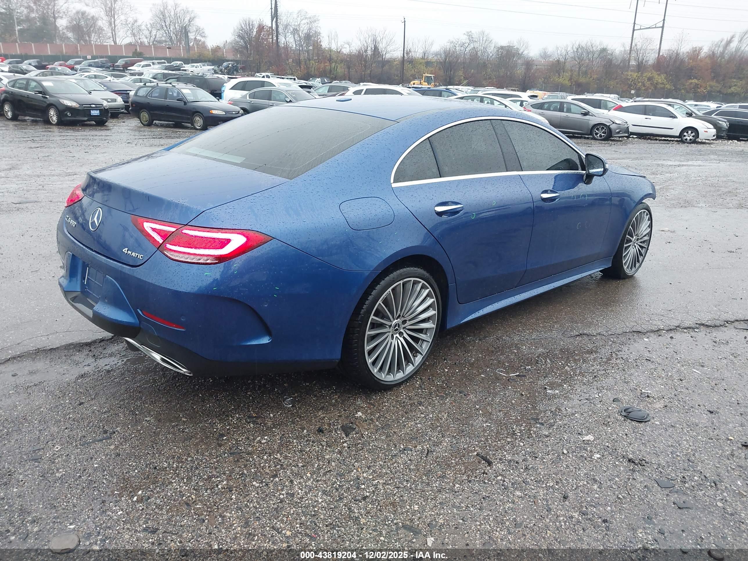 MERCEDES-BENZ CLS image 4