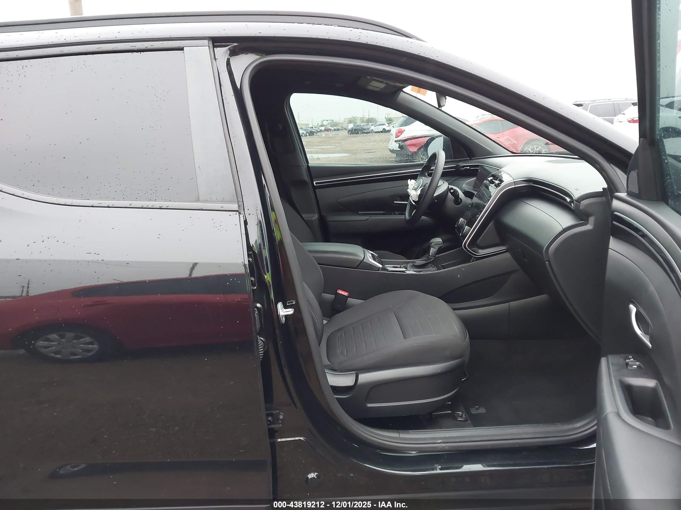 HYUNDAI SANTA image 5
