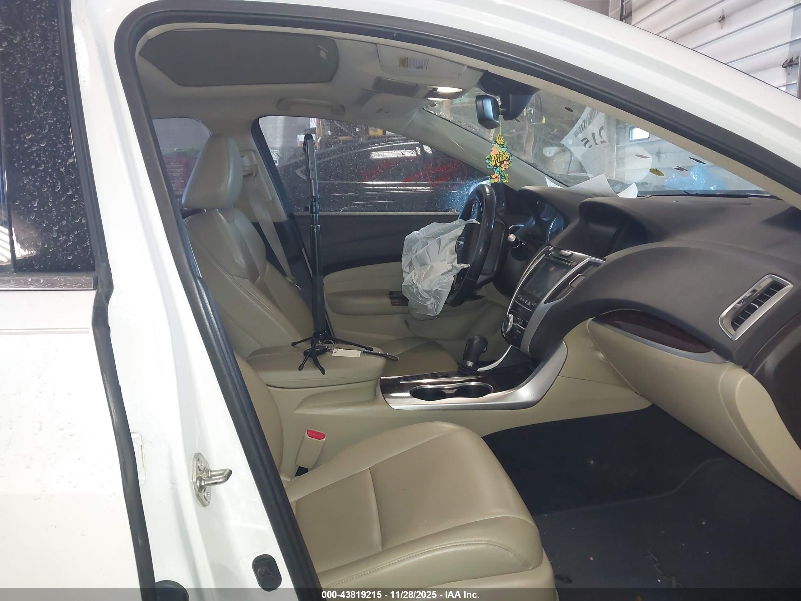 ACURA TLX image 5