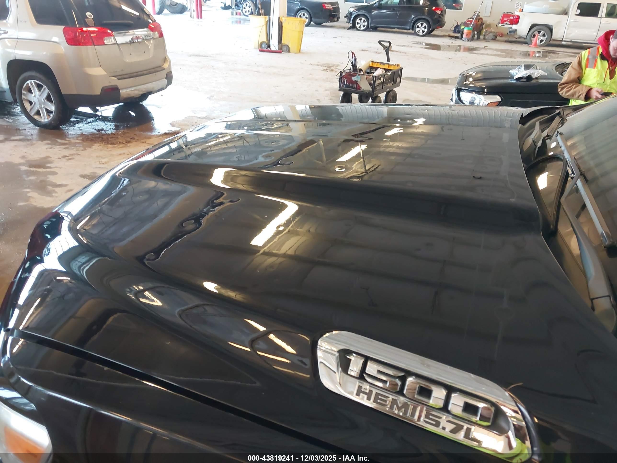 RAM 1500 image 6