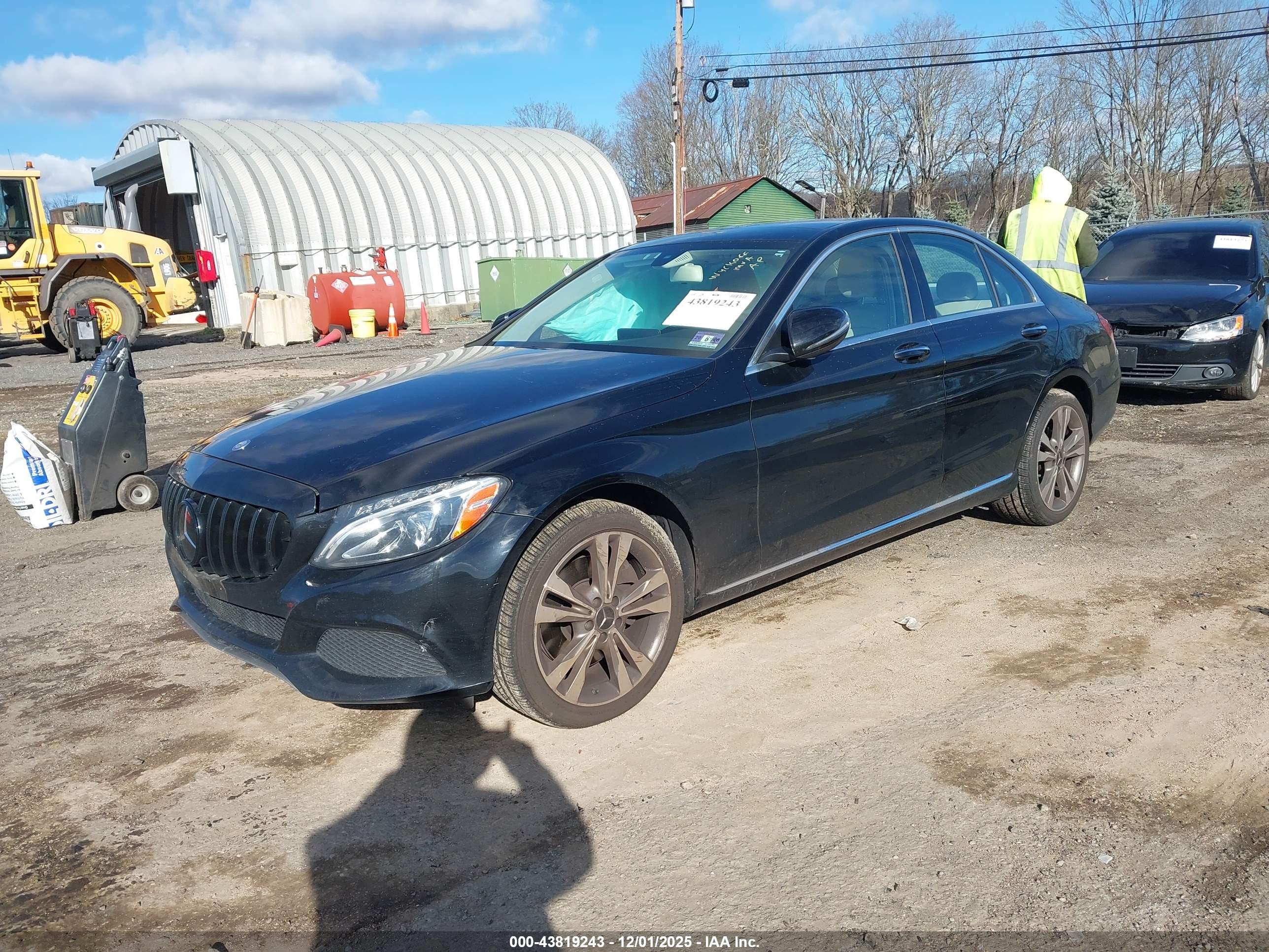 MERCEDES-BENZ C image 2