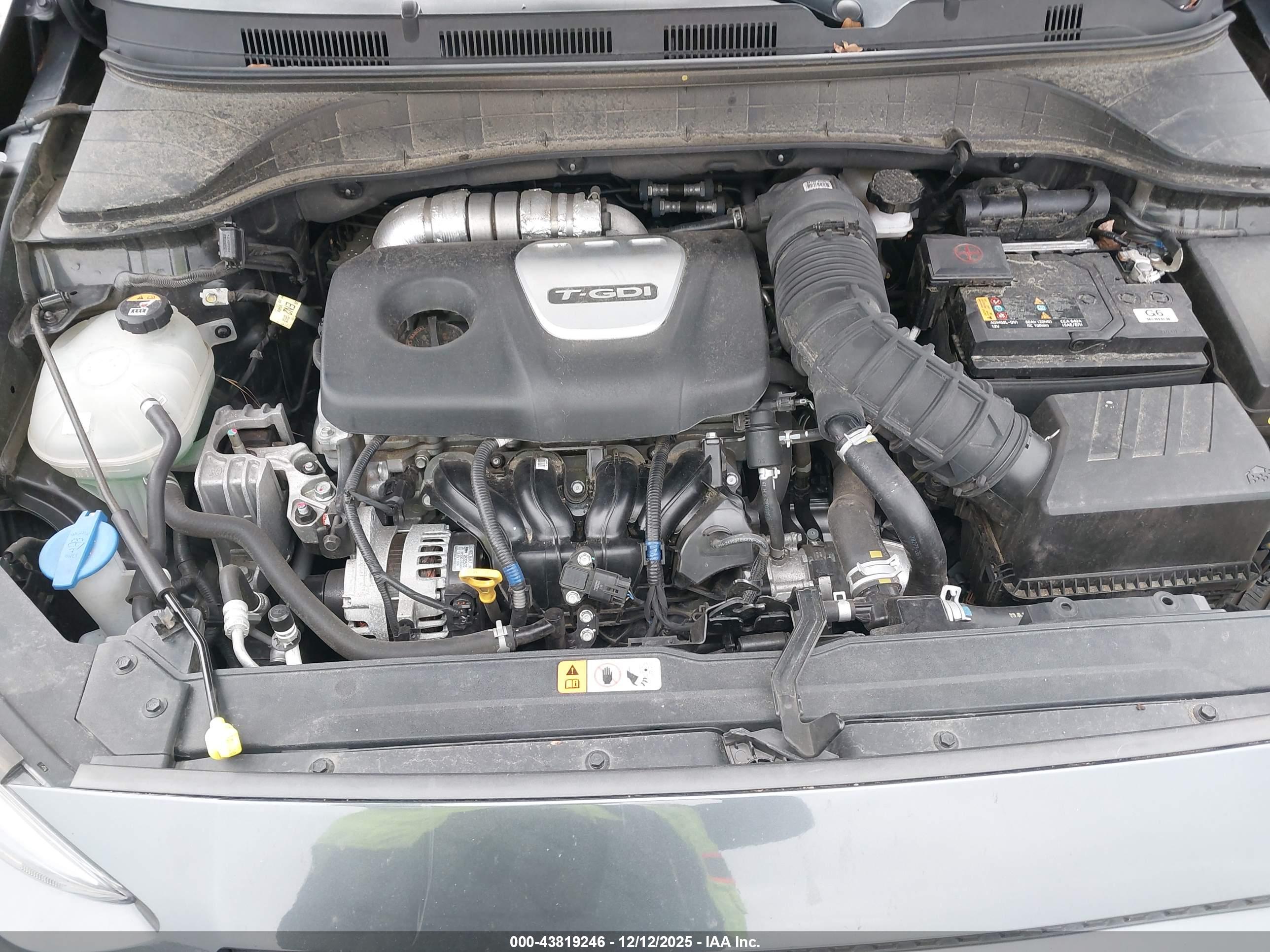 HYUNDAI KONA image 10