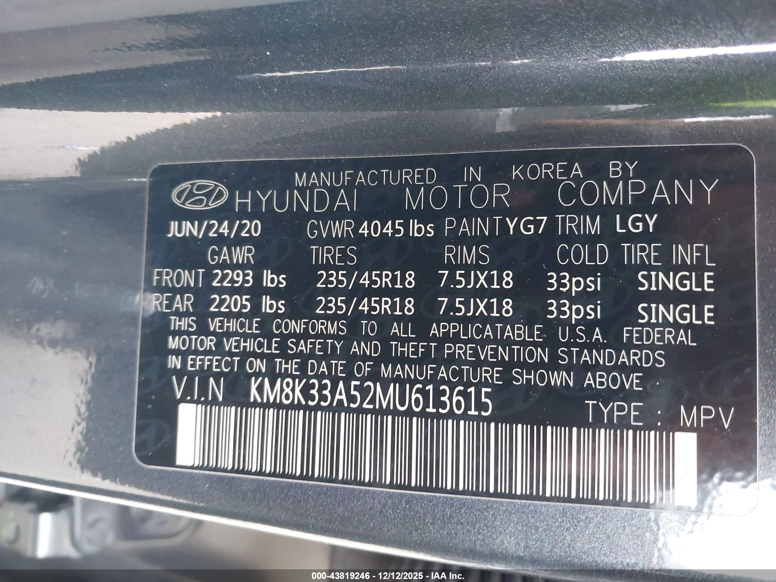 HYUNDAI KONA image 9