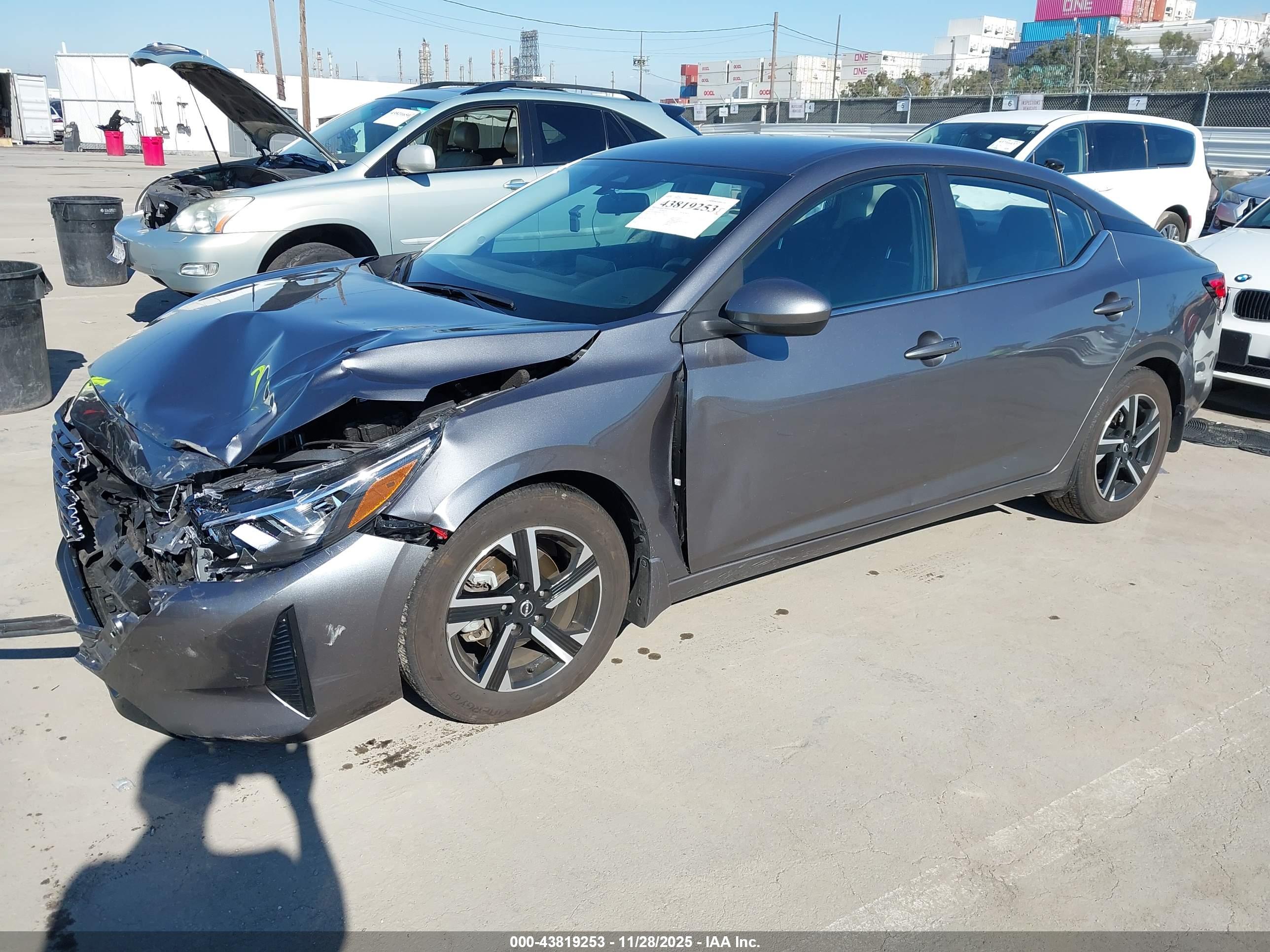 NISSAN SENTRA image 2