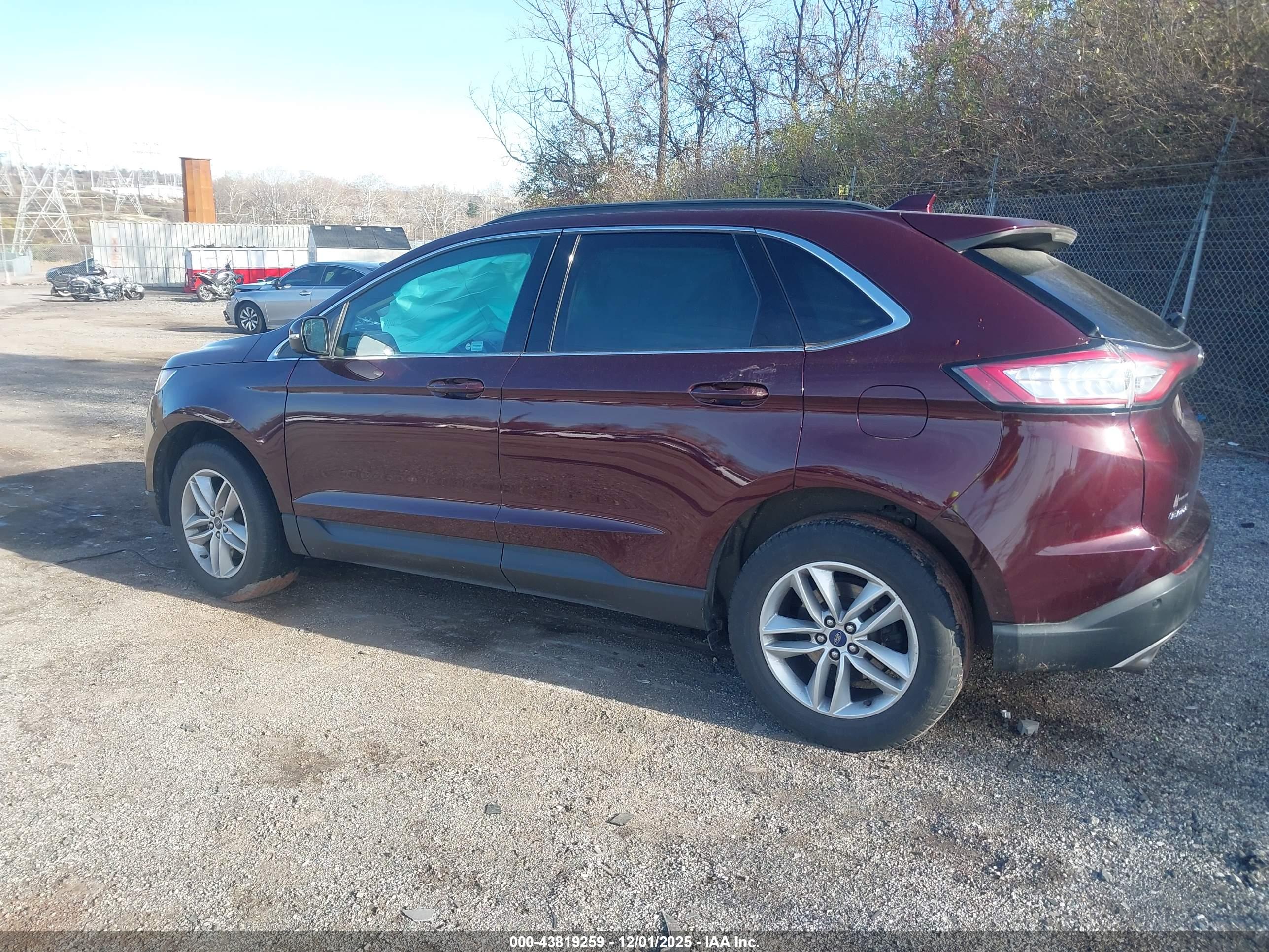 FORD EDGE image 3