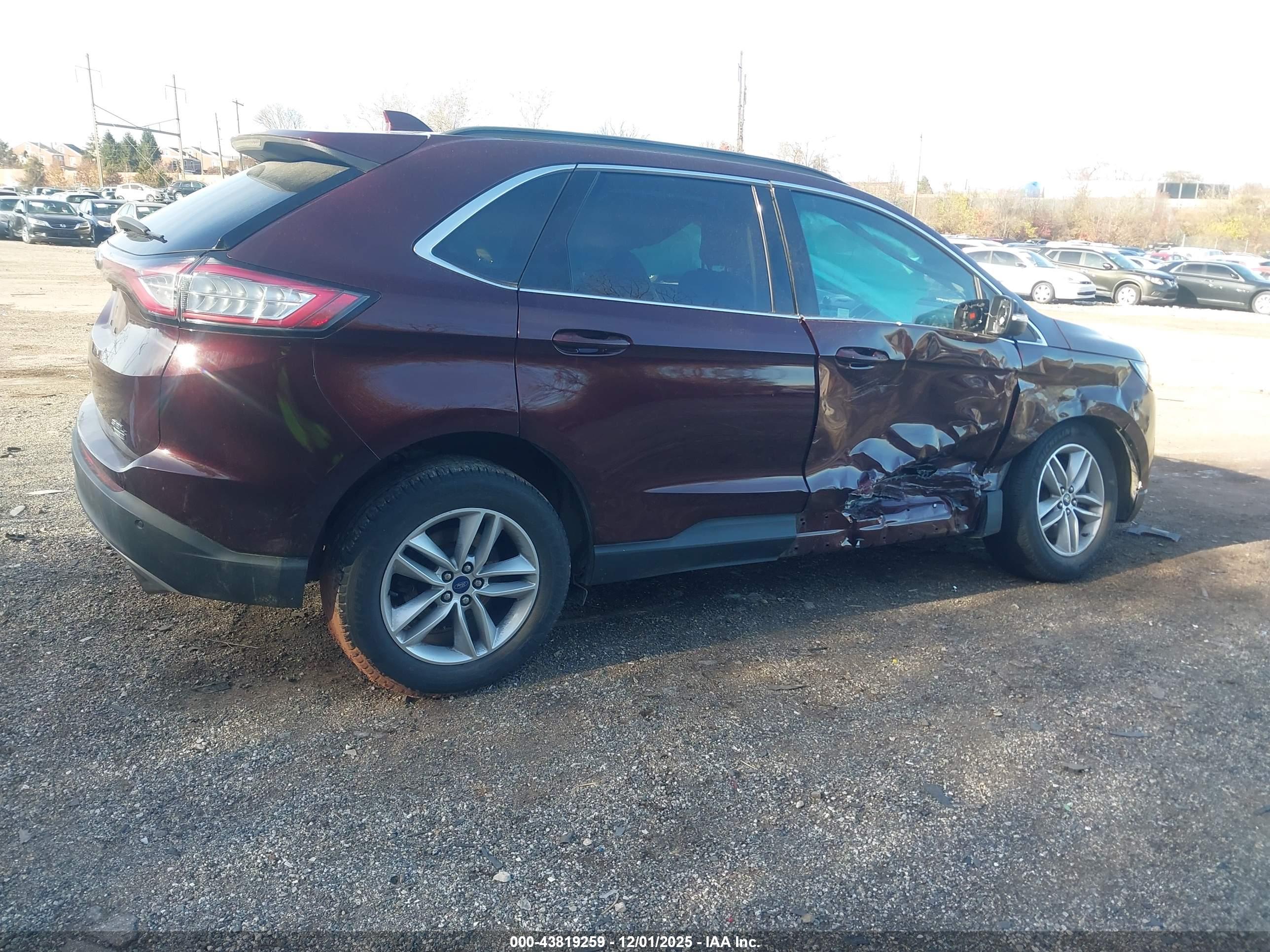 FORD EDGE image 4